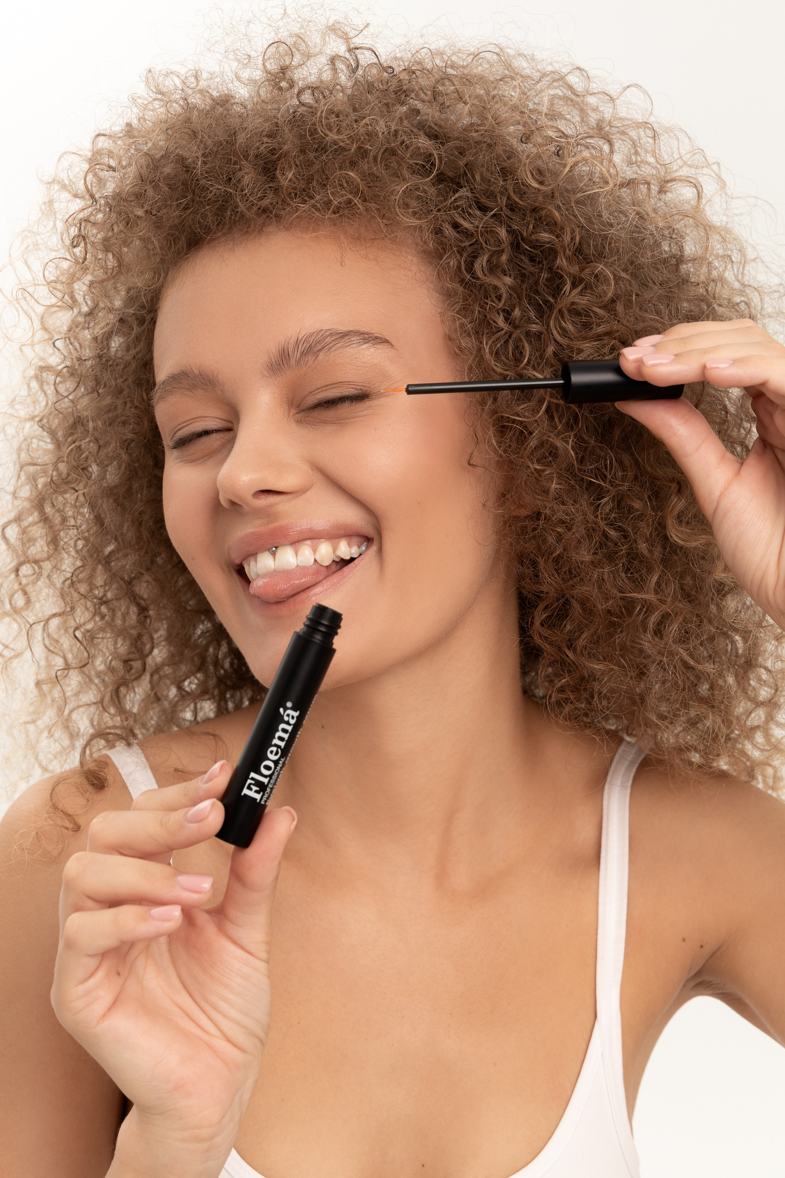 FLOEMA. Фотограф для брендов из Санкт-Петербурга Элина Каспаравичюс