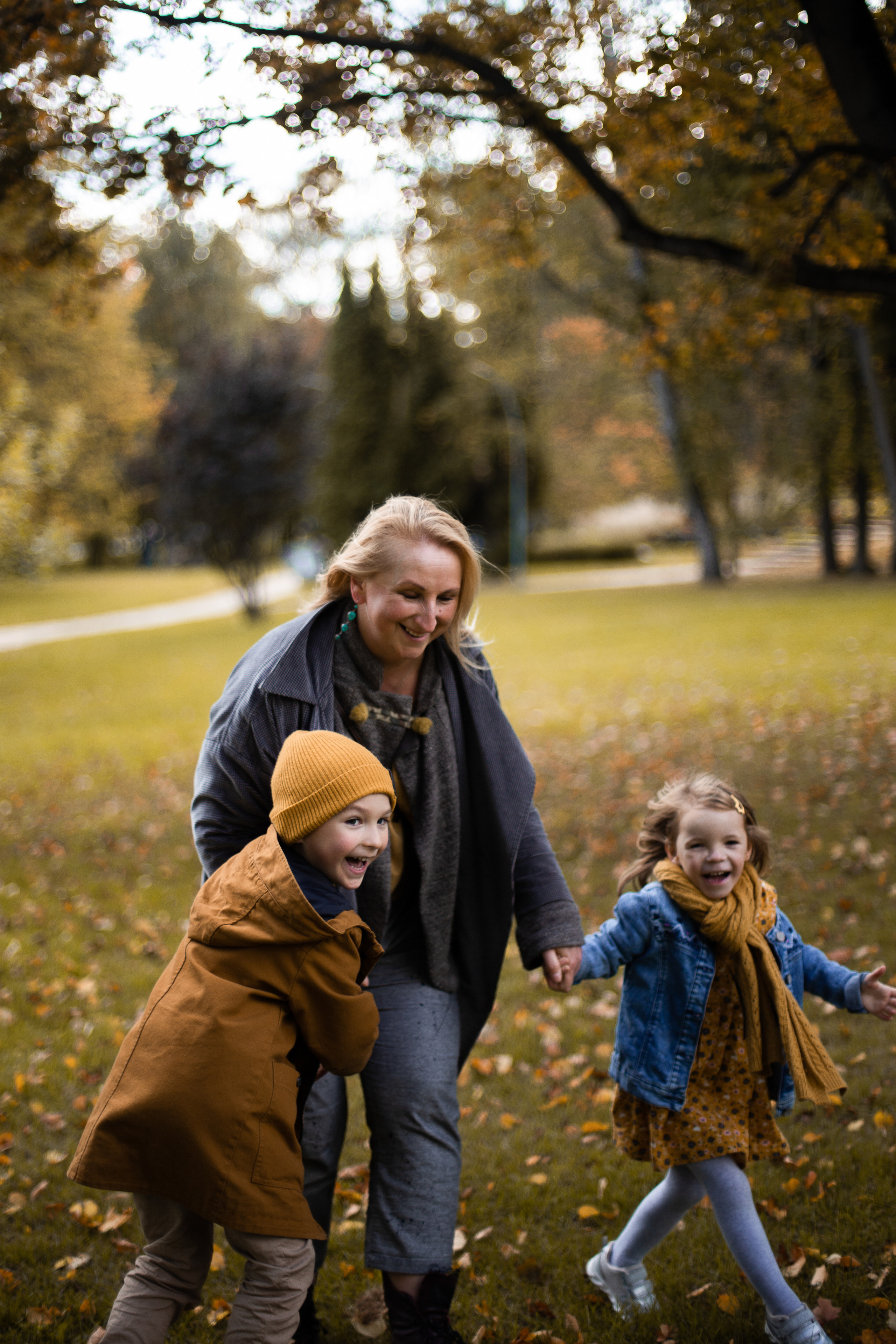 Оля, Саша, Лика. Фотограф Марина