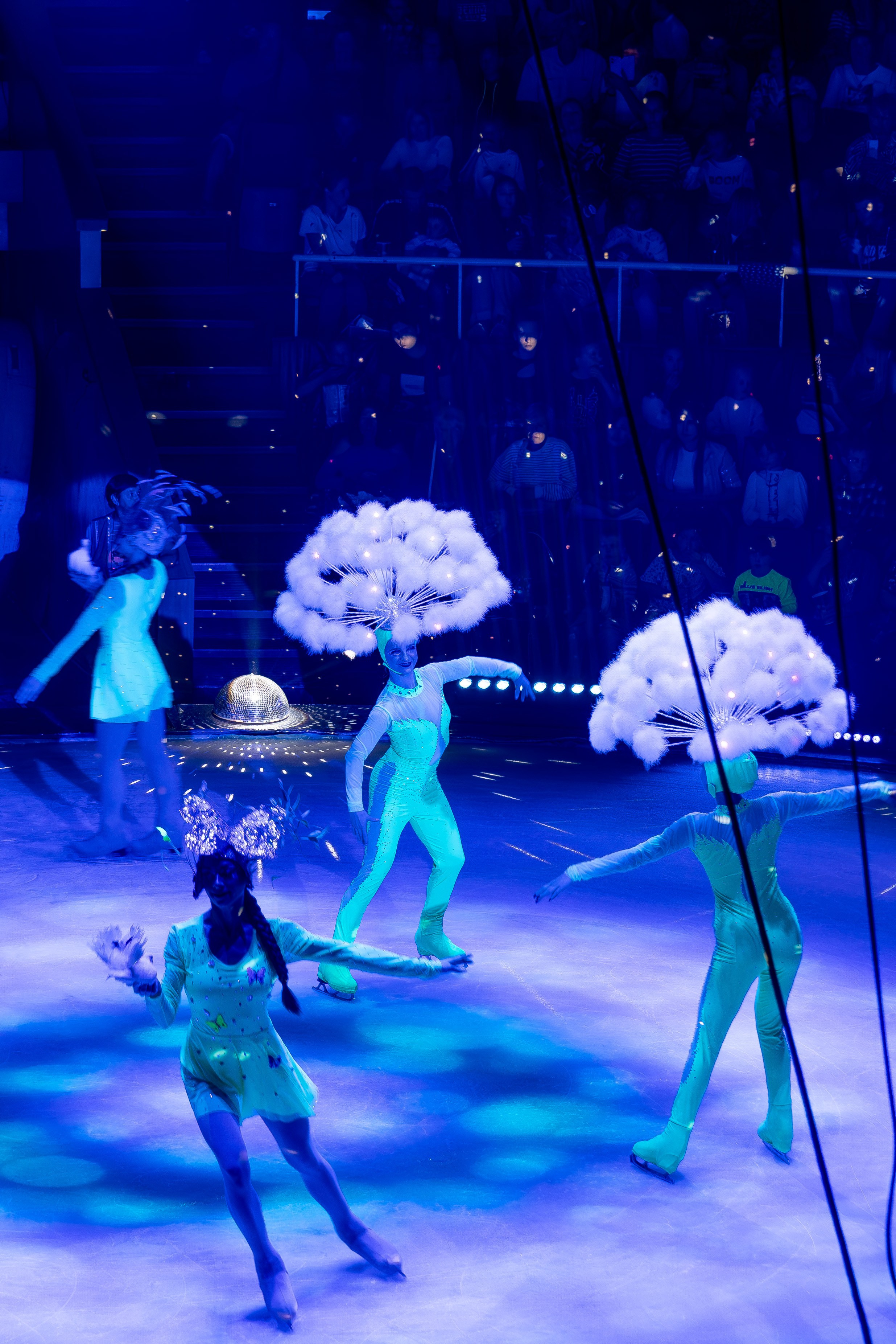 Цирк на льду «Айсберг» в Луганске. Фотограф в РФ и ЛНР Юлия Федосеева