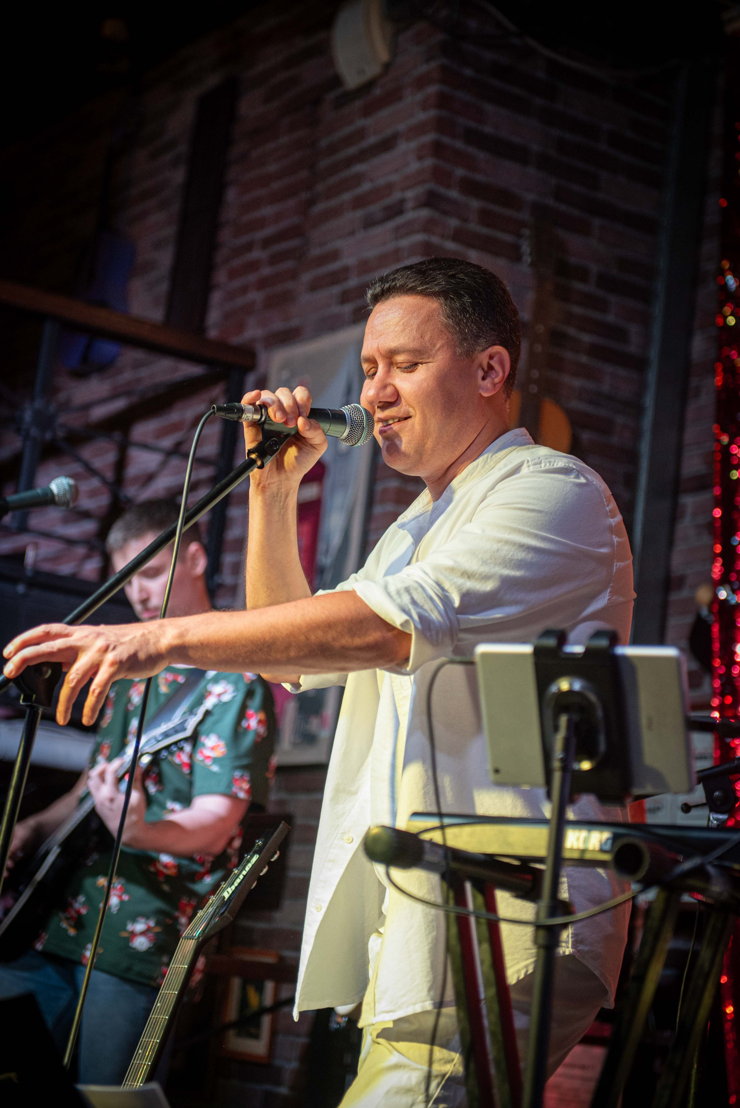 LifePub 16.12.2024. Московская кавер-группа BankBand