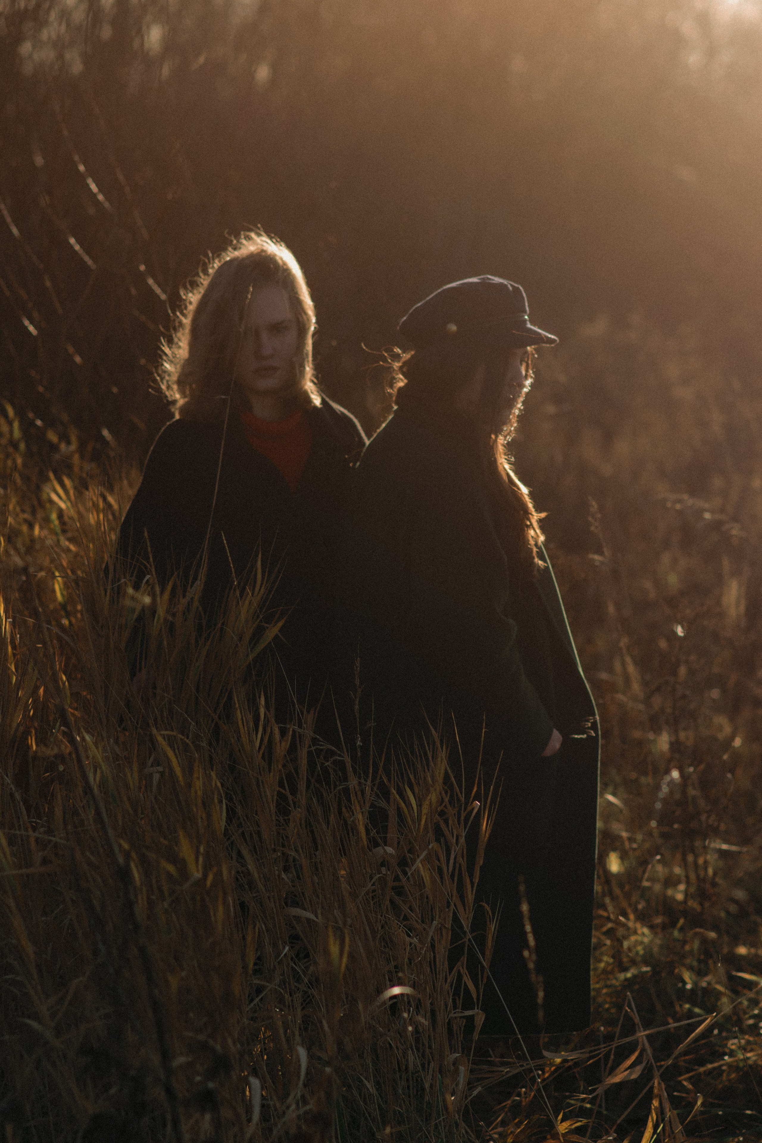 Фотосессия прогулка сестёр