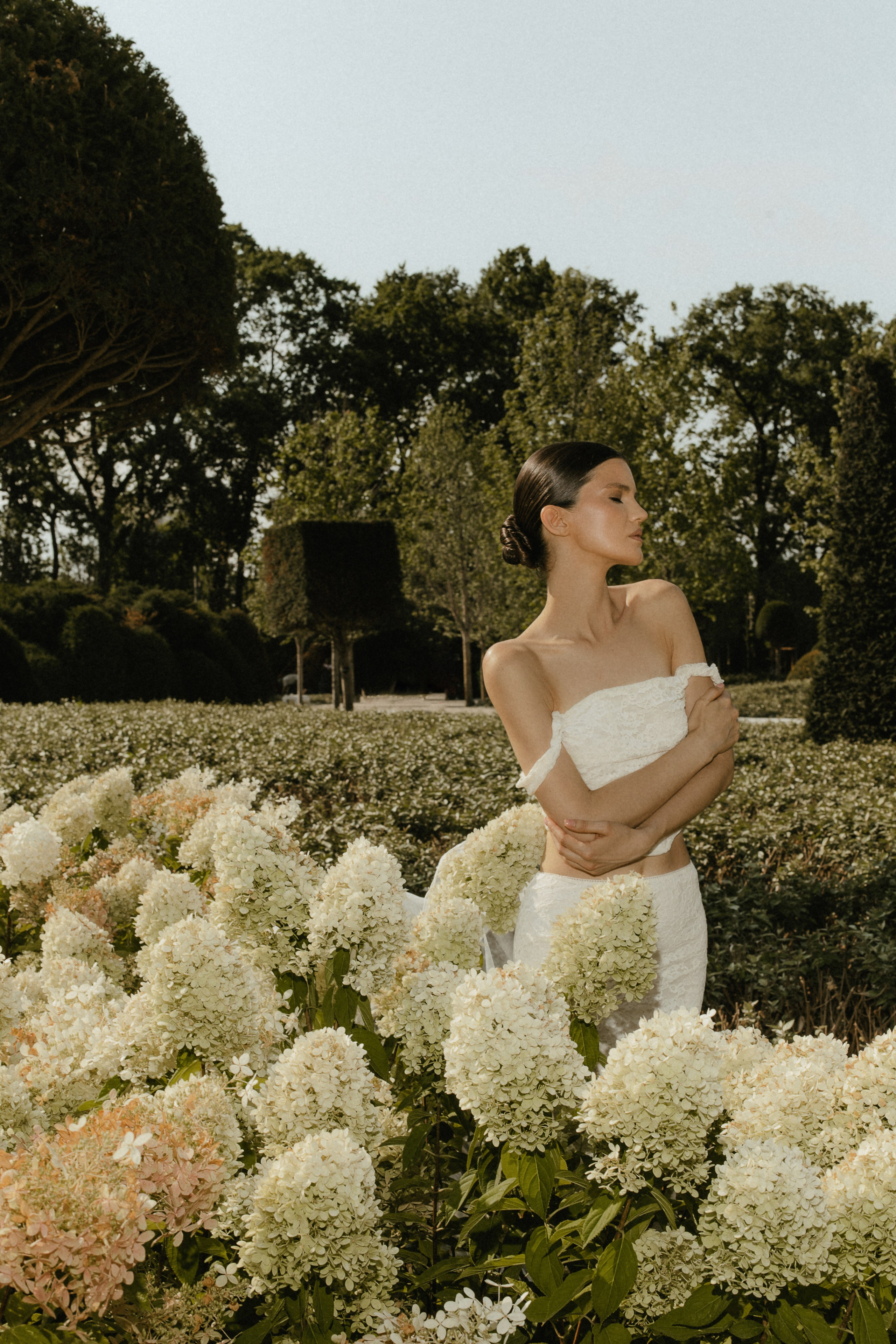 Нежное утро невесты в парке. Свадебный фотограф в Краснодаре и по всему ЮФО и Миру Ольга Гусева