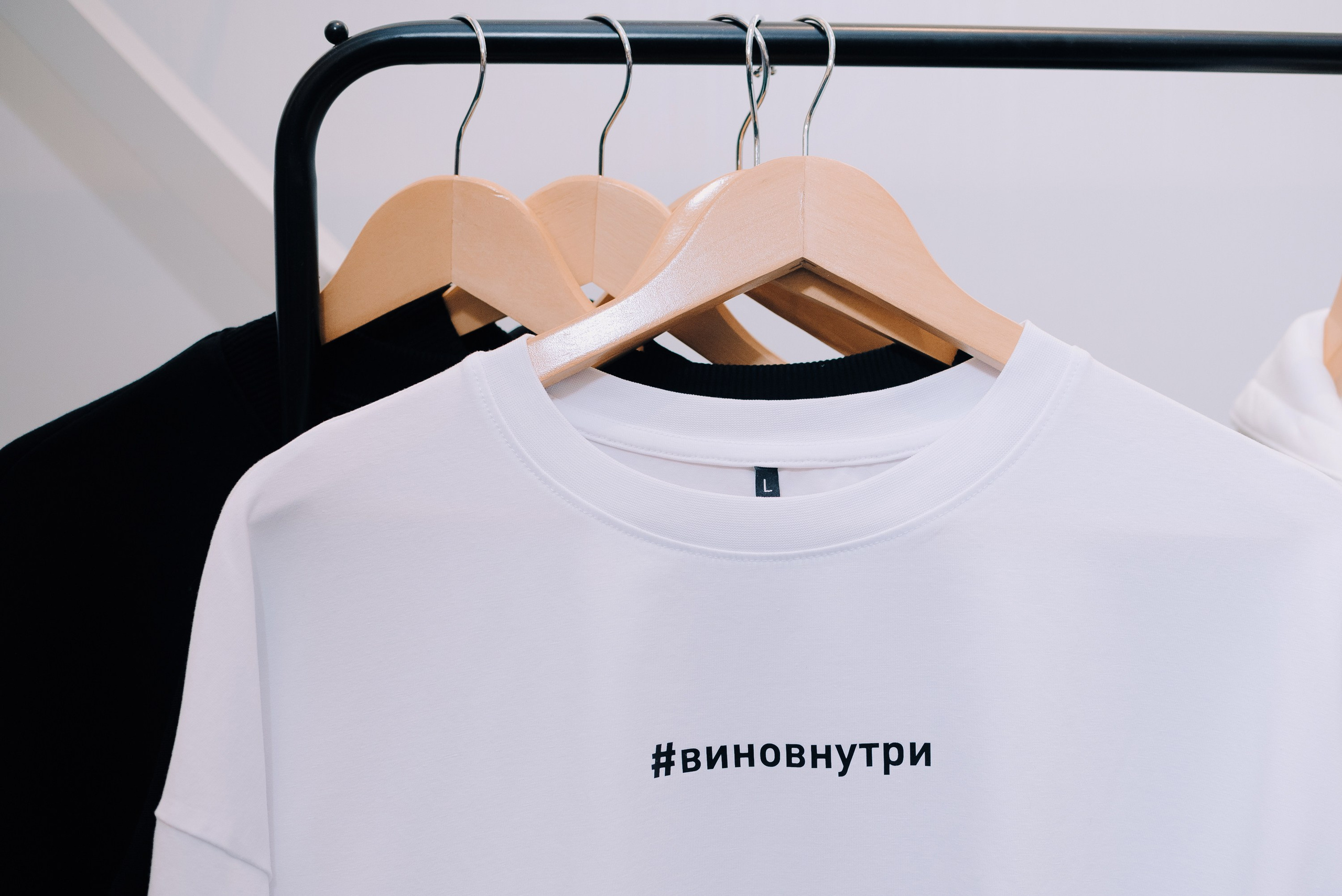 ФЕСТИВАЛЬ ВИНА И КРЕПКИХ НАПИТКОВ МАВТ-ВИНОТЕКА. Репортажный фотограф Зуев Роман г. Челябинск