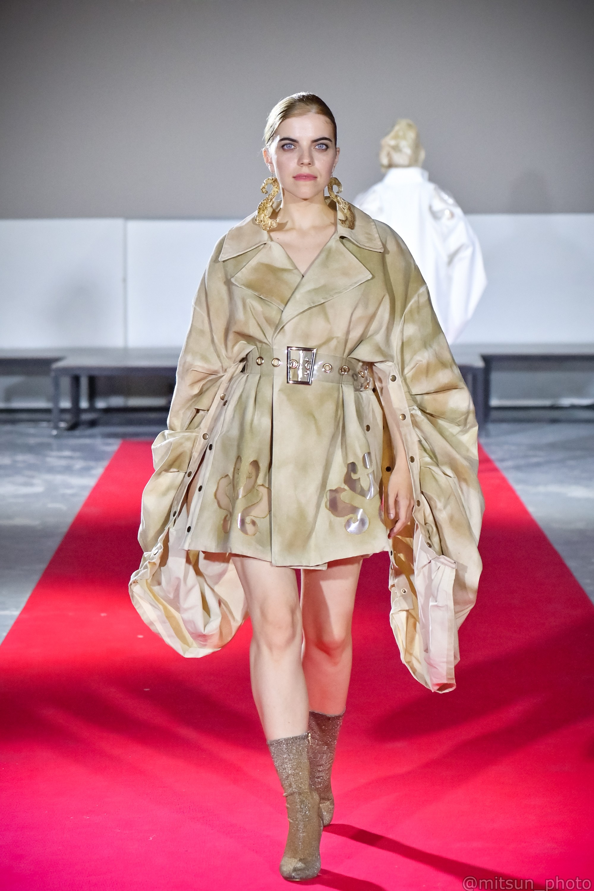 Модные показы. Фотограф Максим Мицун. Портрет, свадьба, репортаж, каталог