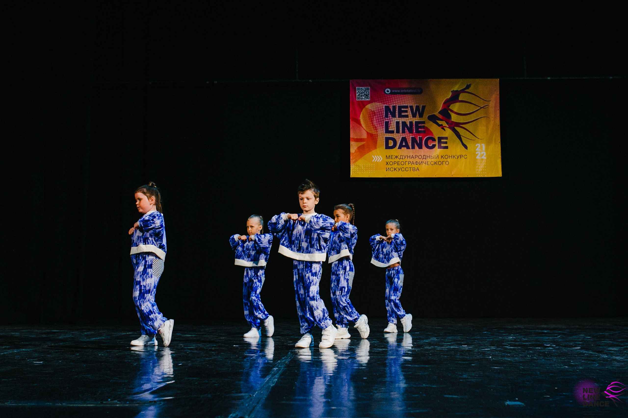 Концерты new line dance-magic universe-red. Фотограф в Новосибирске Ася Зверева