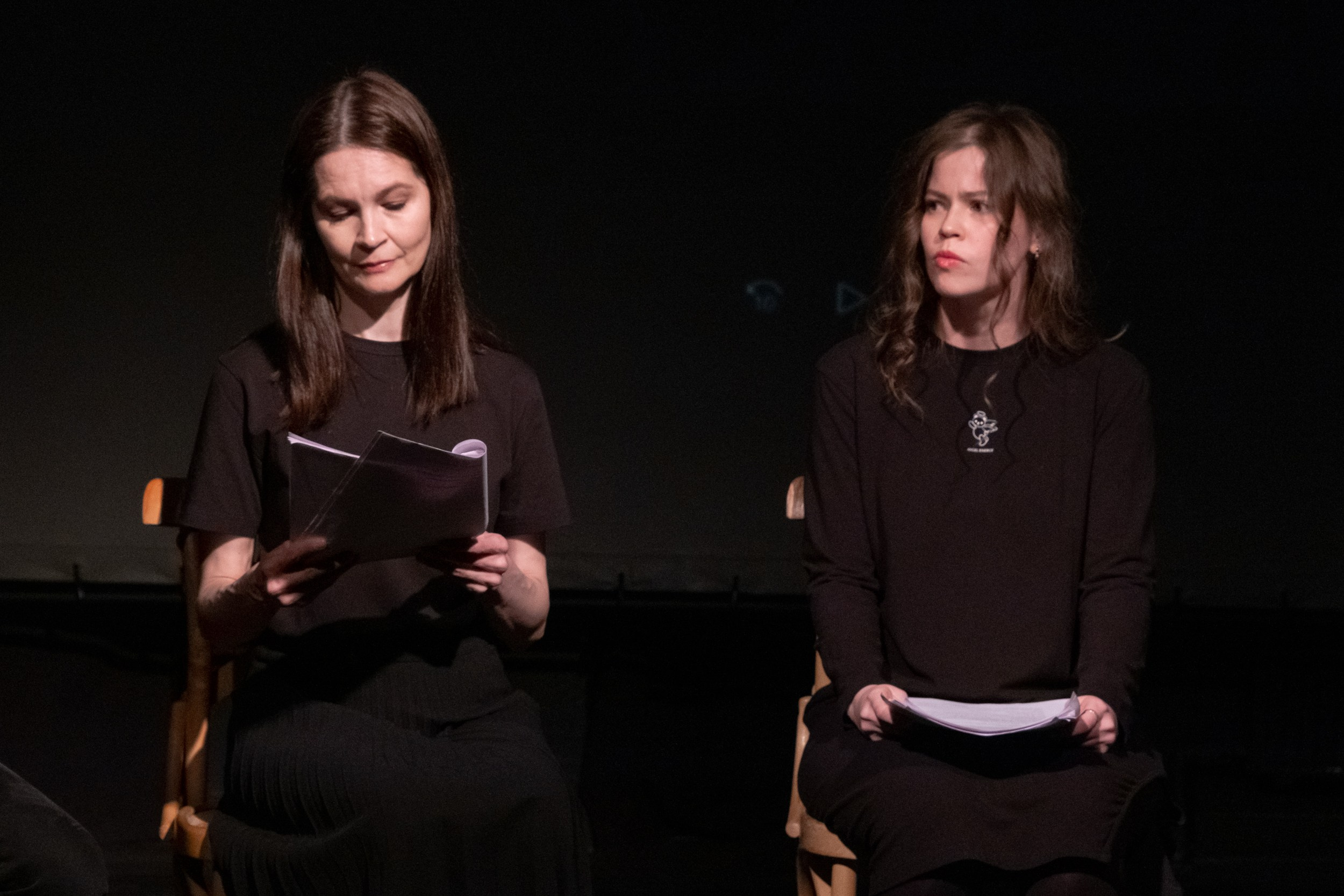 Читки каких-то там драматургов. Фотограф в Санкт-Петербурге и Москве Юлия Паршакова