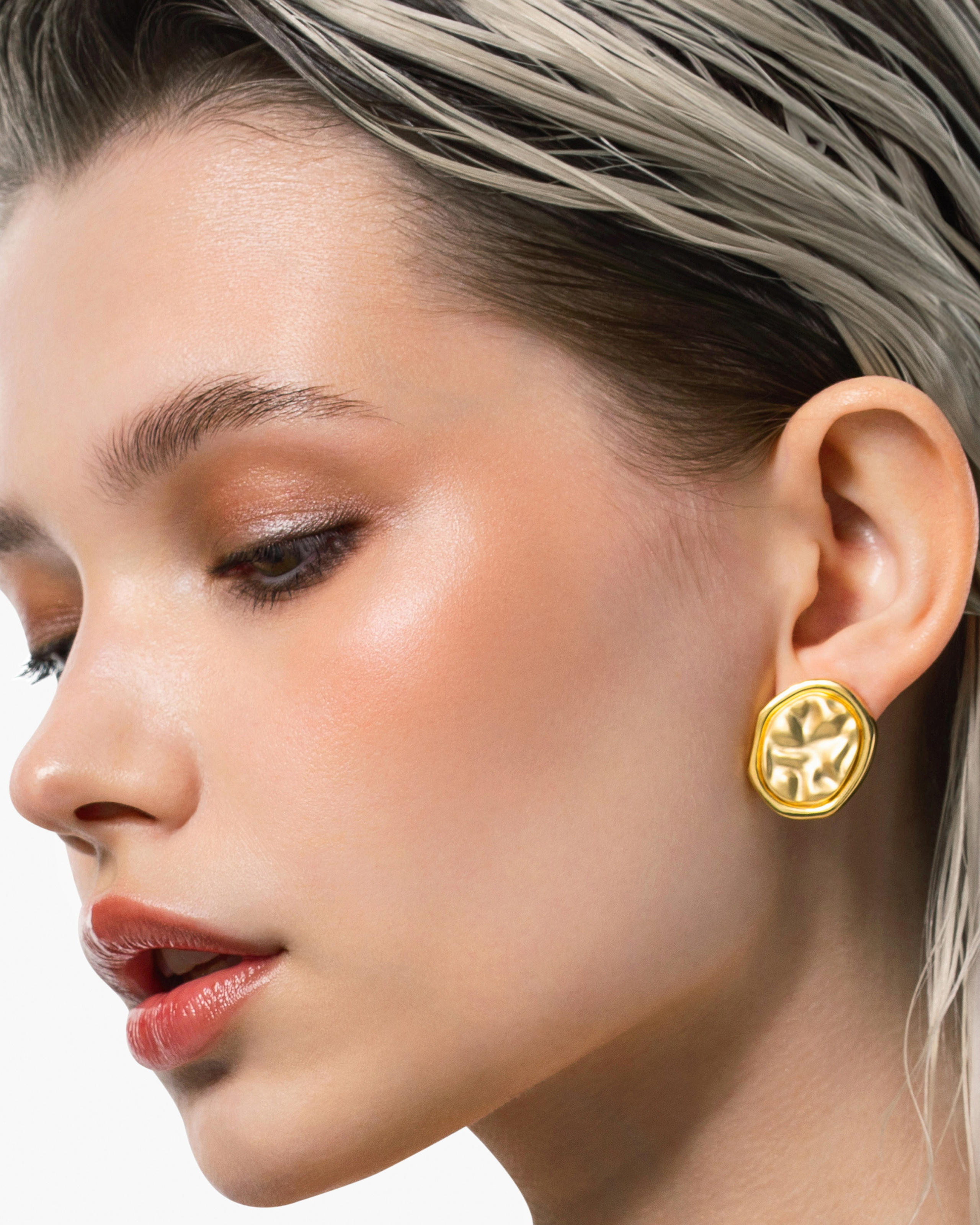 Ретушёр Юлия Гукова