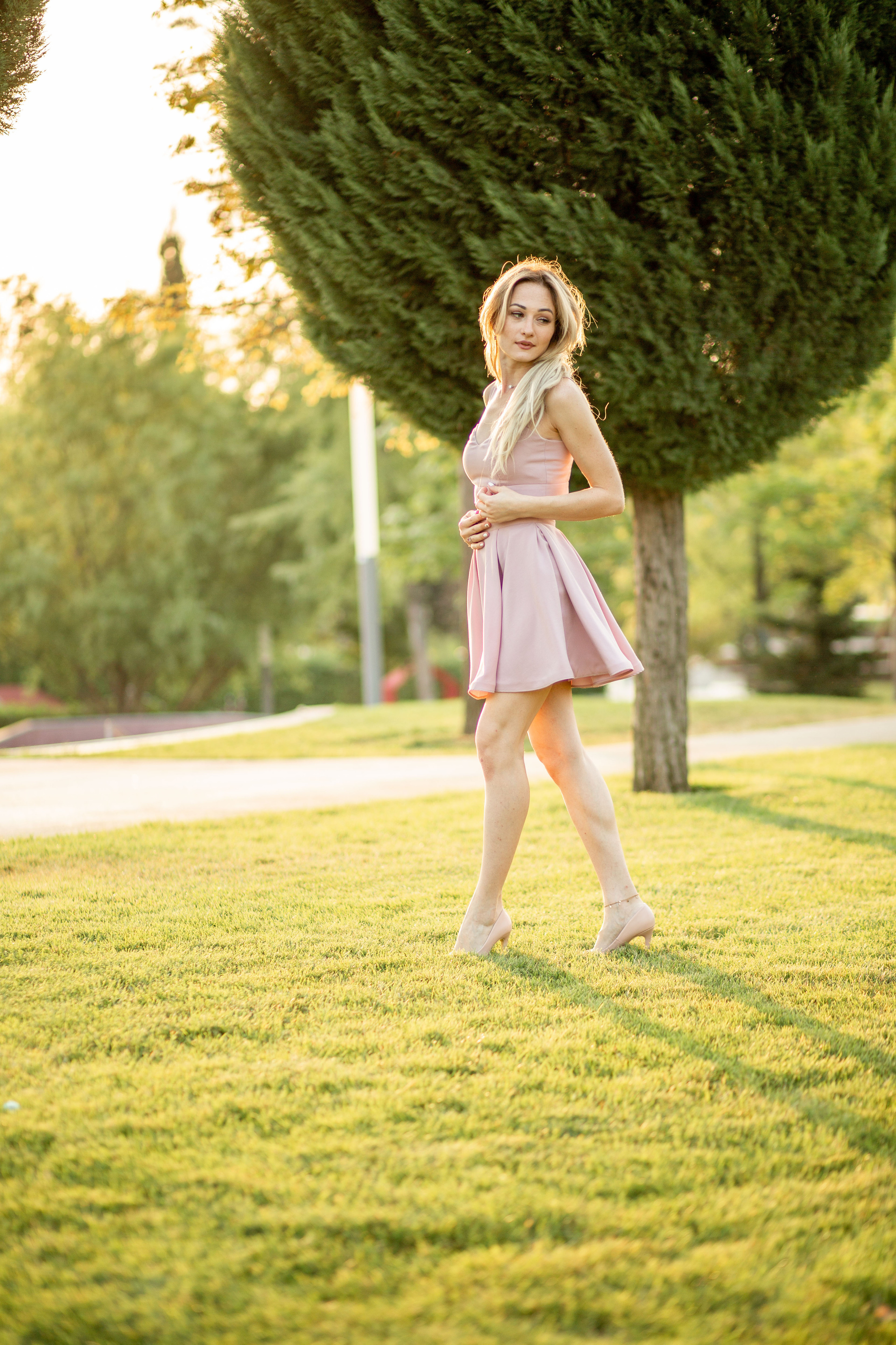 Фотосессия для контента. Фотограф в Краснодаре. Выпускные школьные альбомы, Свадьбы, Портреты