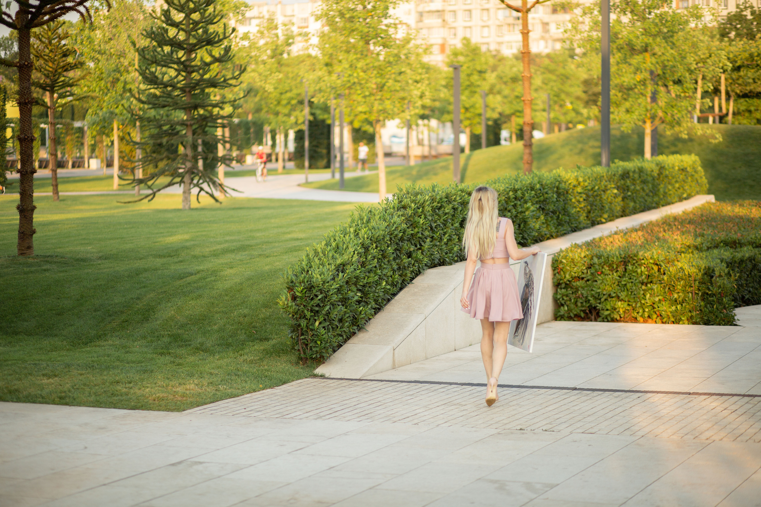 Фотосессия для контента. Фотограф в Краснодаре. Выпускные школьные альбомы, Свадьбы, Портреты