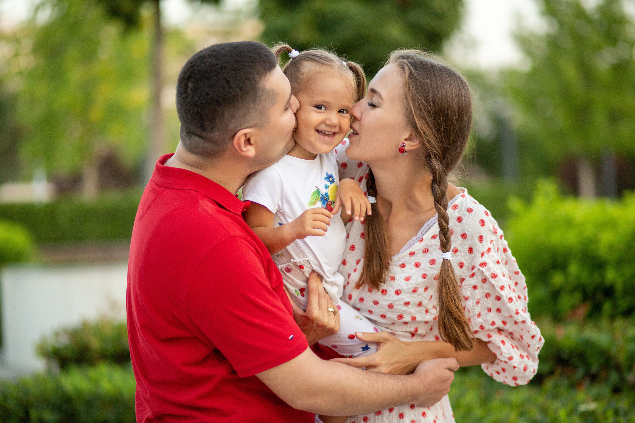 Машенька и ее Семья. Фотограф в Краснодаре. Выпускные школьные альбомы, Свадьбы, Портреты