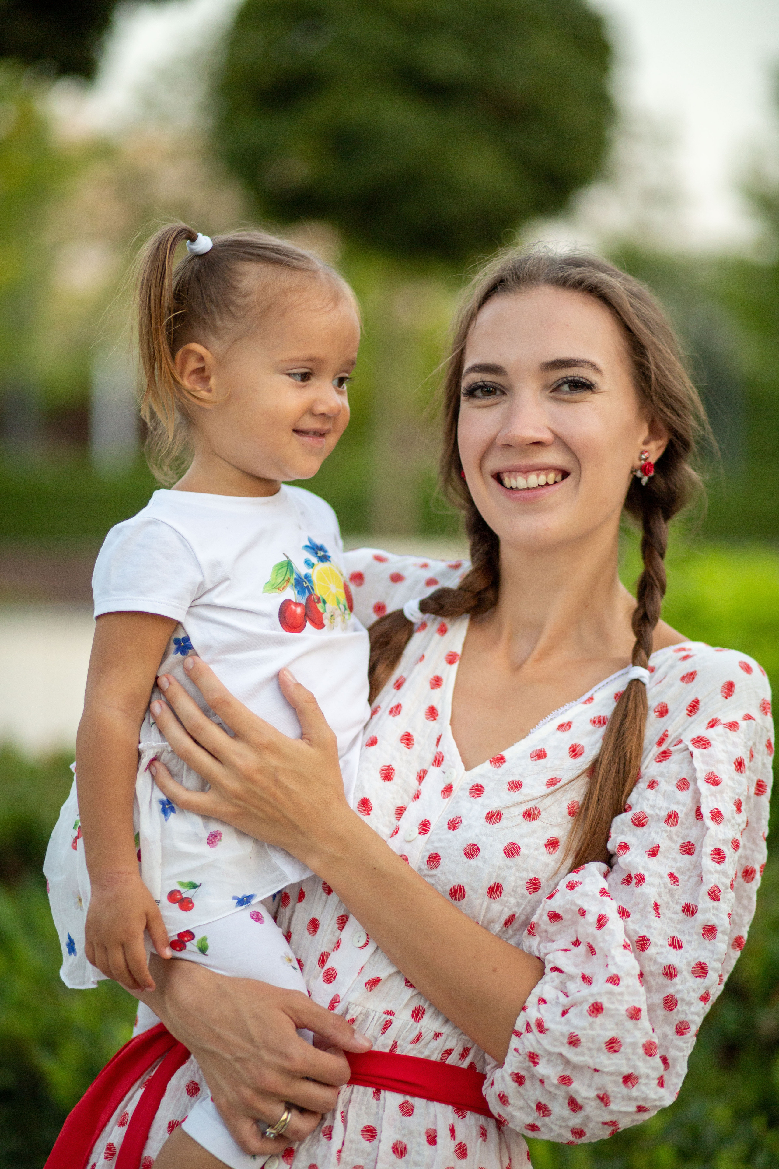 Машенька и ее Семья. Фотограф в Краснодаре. Выпускные школьные альбомы, Свадьбы, Портреты
