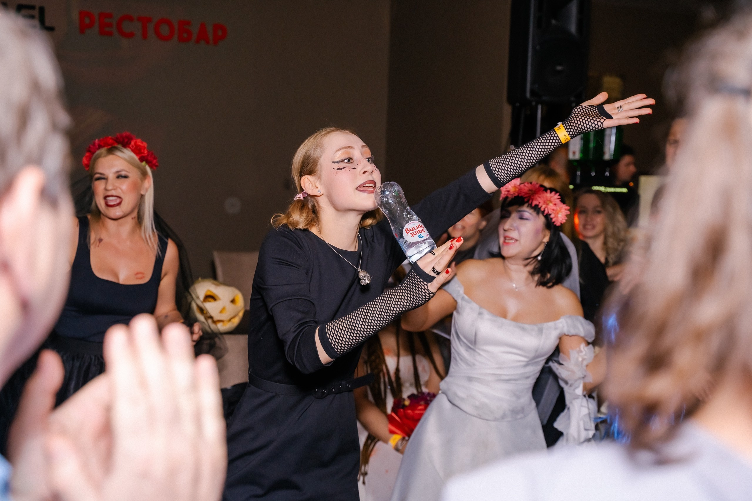 Зловещие попотрясы. Клубная вечеринка | 02.11.24. Галерея Фантим