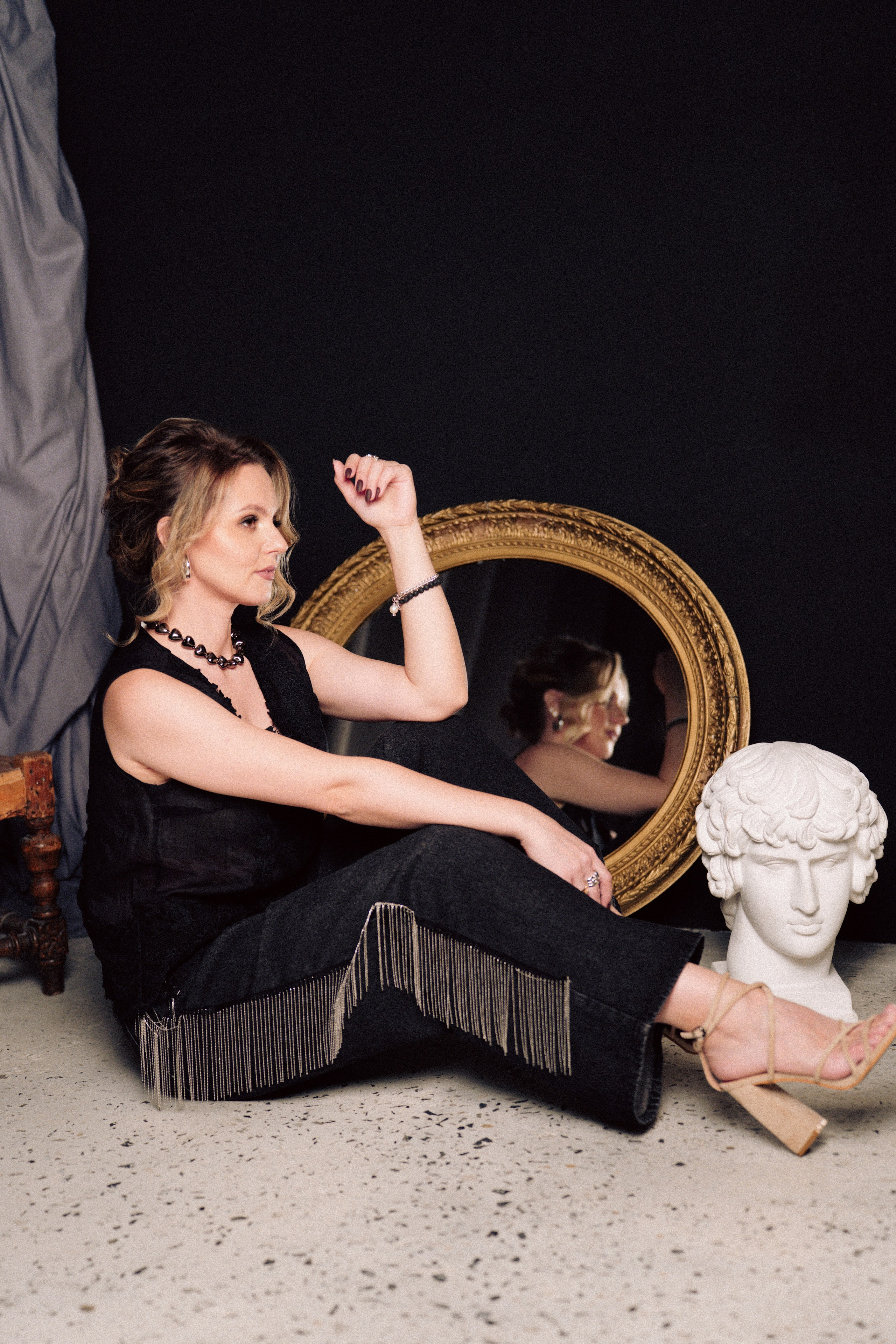 НОВОГОДНЯЯ ФОТОСЕСИИЯ В СТУДИИ ДЛЯ ДЕВУШКИ И ПРОГУЛКА ПО ЧЕРНЫШЕВСКОЙ. Профессиональный фотограф, Санкт-Петербург — Виктория Богомолова