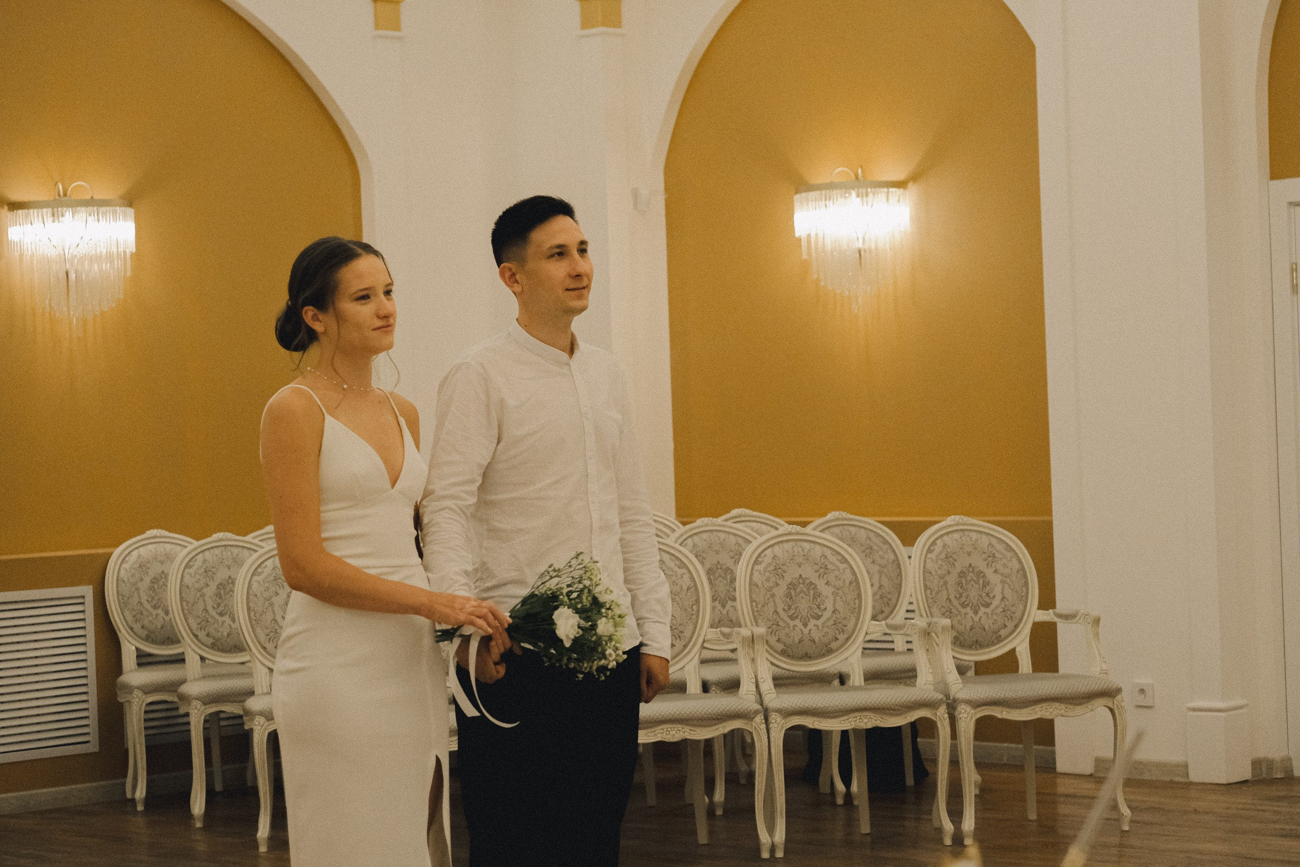 СВАДЕБНАЯ ФОТОСЕСИСИЯ В МЕТРО И ВОЗЛЕ ИСАКИЕВСКОГО СОБОРА В ДОЖДЬ. Профессиональный фотограф, Санкт-Петербург — Виктория Богомолова