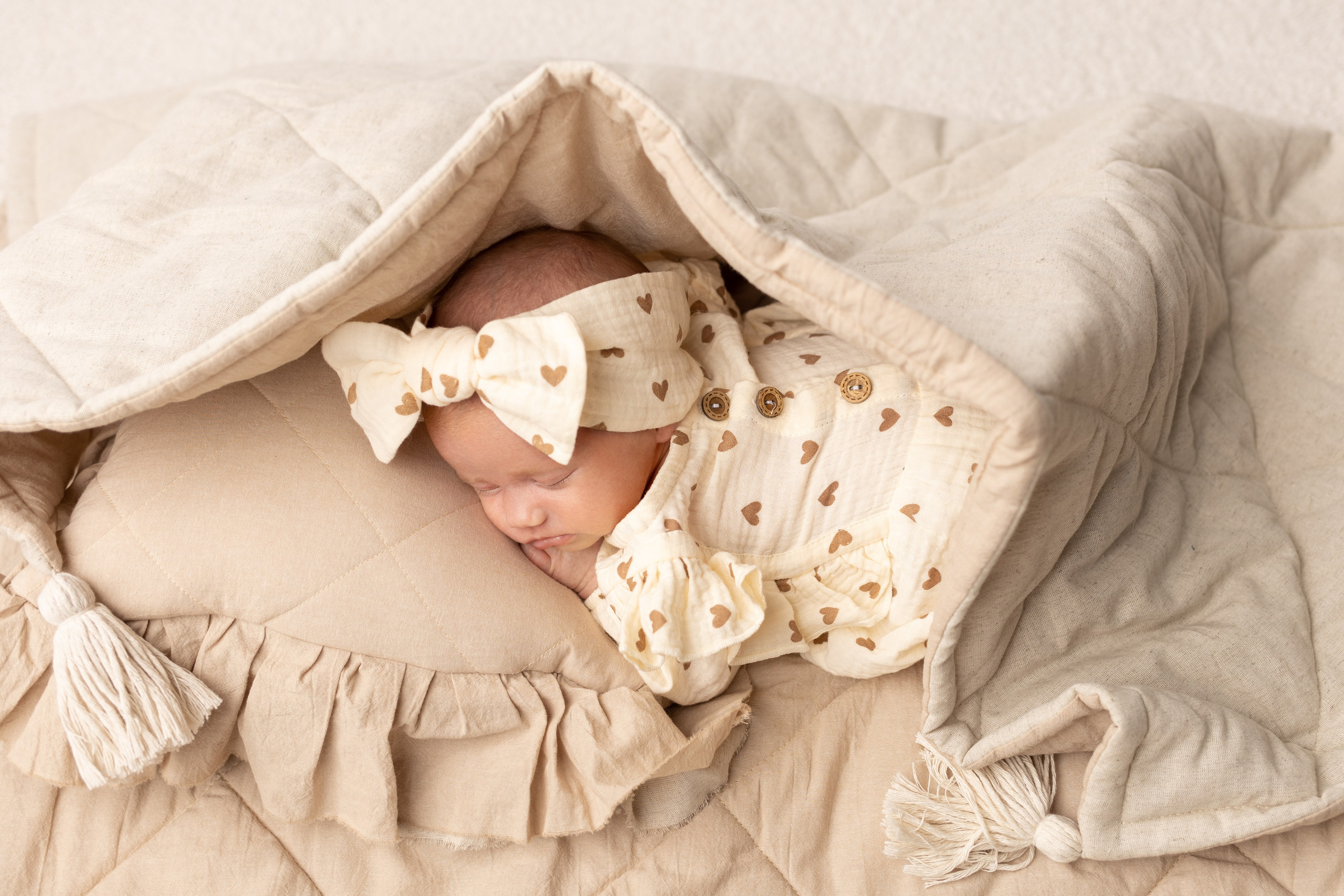 Фотосессия новорожденного в натуральном стиле. Фотограф новорожденных, детский фотограф в г. Оренбурге Екатерина Козлова