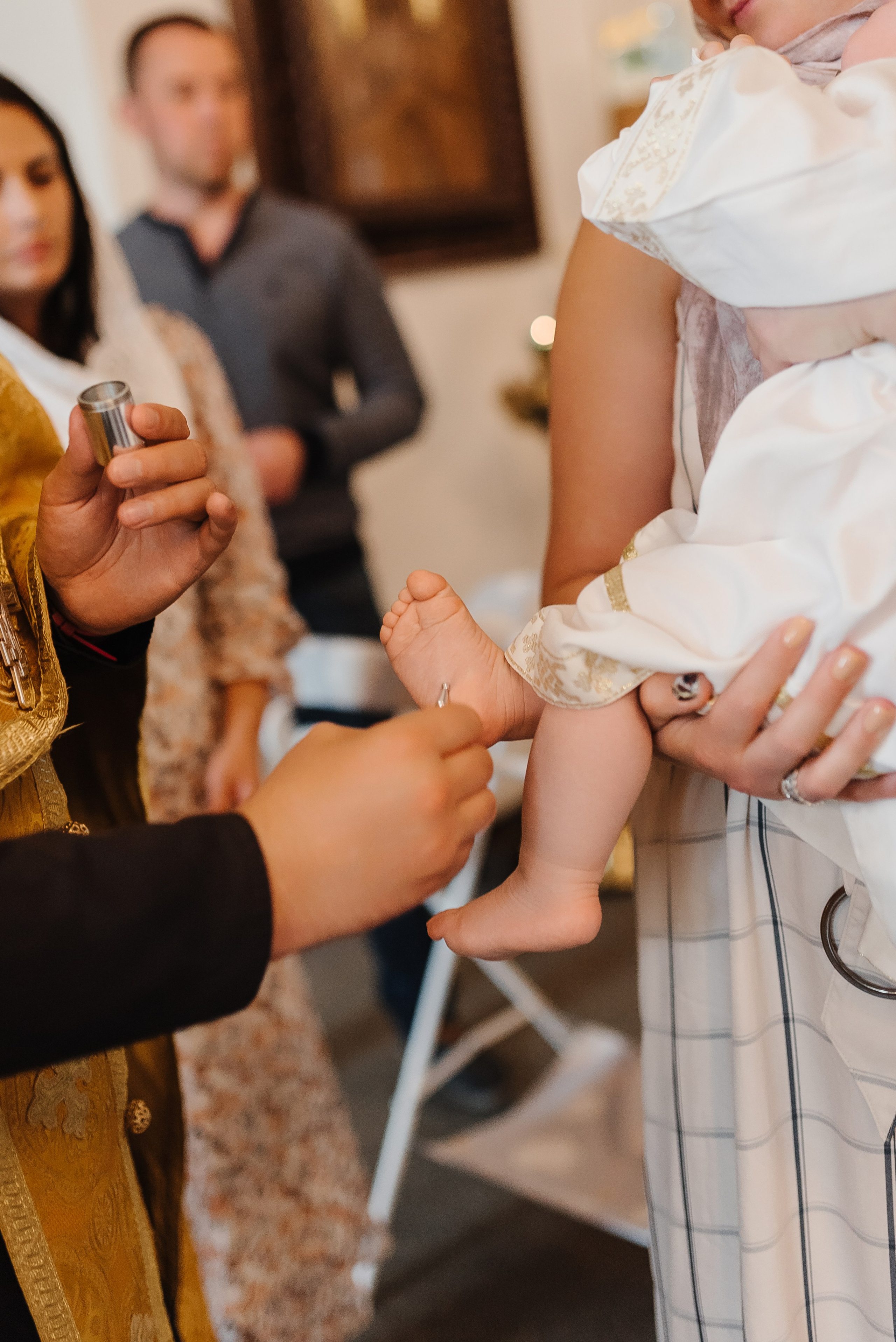 Фотосессия крещения ребенка Павловский Посад. Свадебный и женский фотограф город Электросталь и Ногинск
