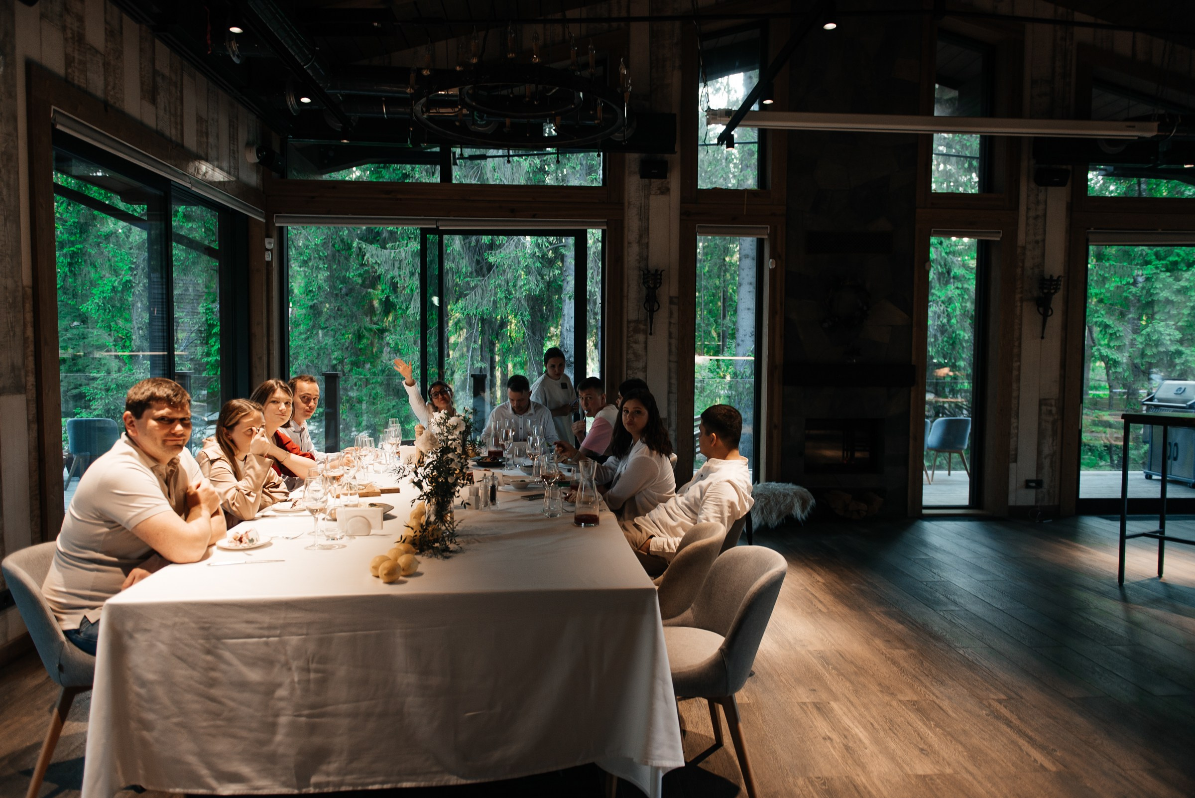 свадебный ужин в ресторане Чаща в Охта парке