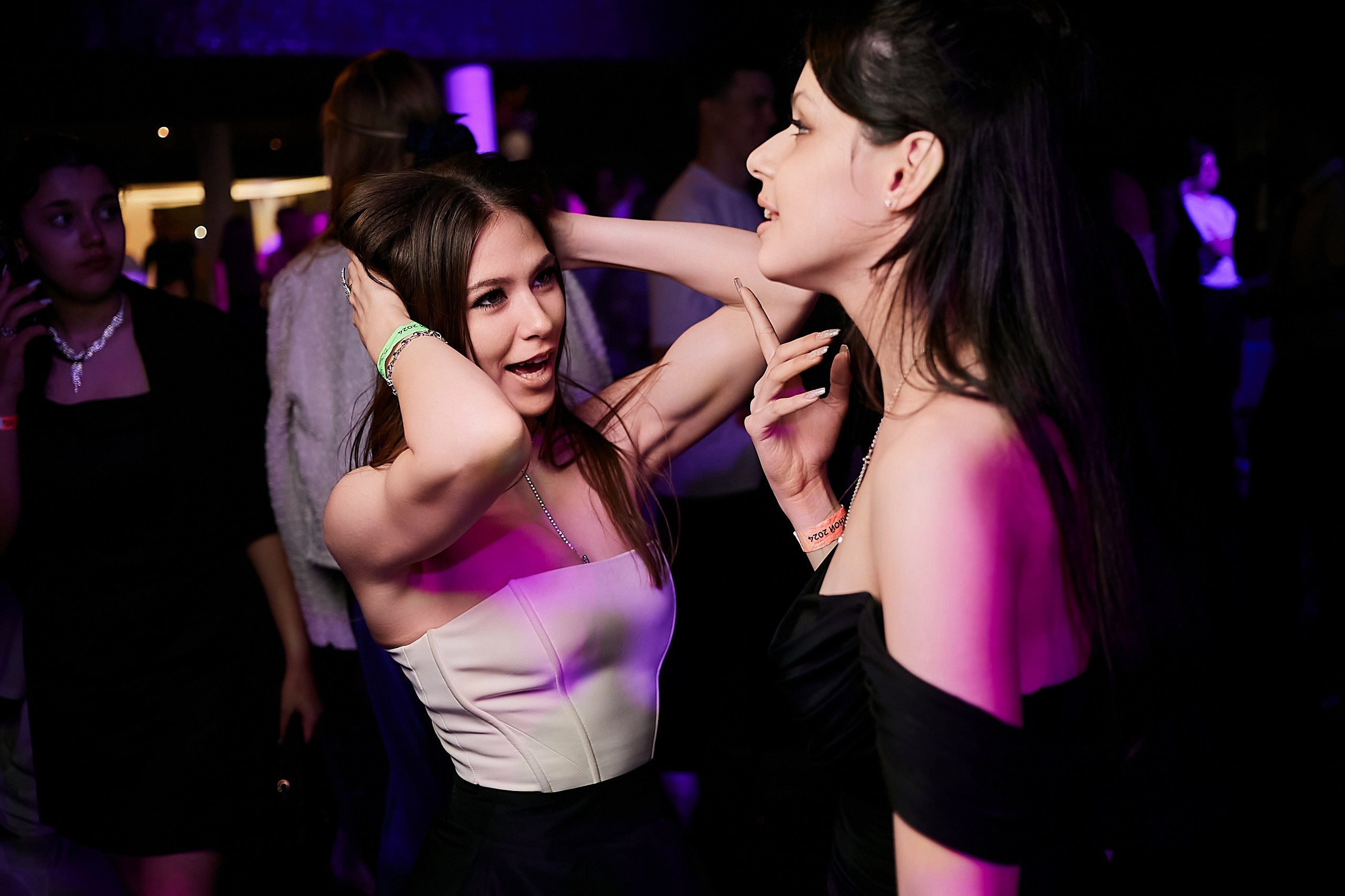 Выпускной 2024 концертный зал Академия ВТБ. Фотограф и Видеограф в Москве. Олег Корушев