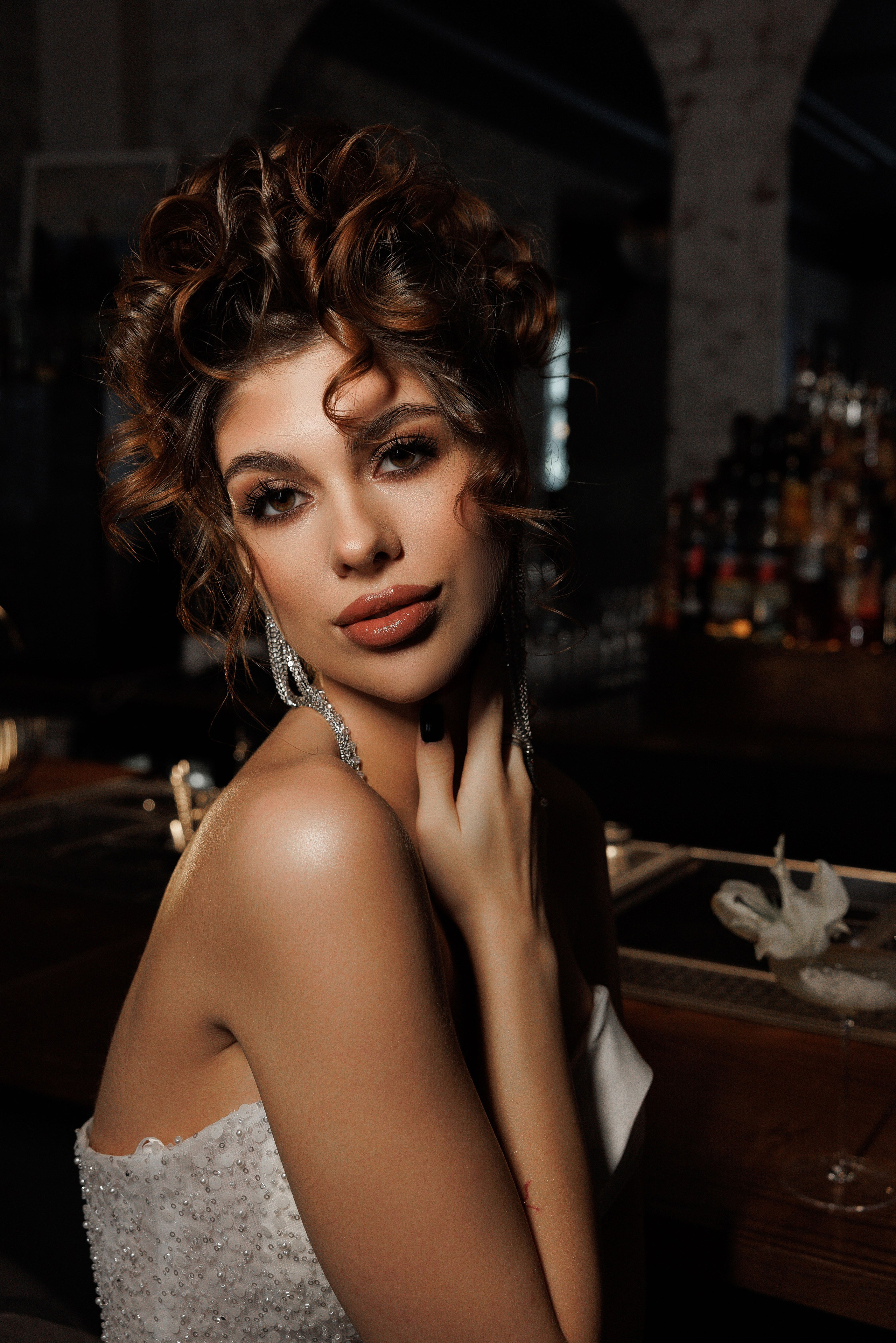 Свадебная серия в баре. Свадебный и семейный фотограф  во Владивостоке Ольга Украинец