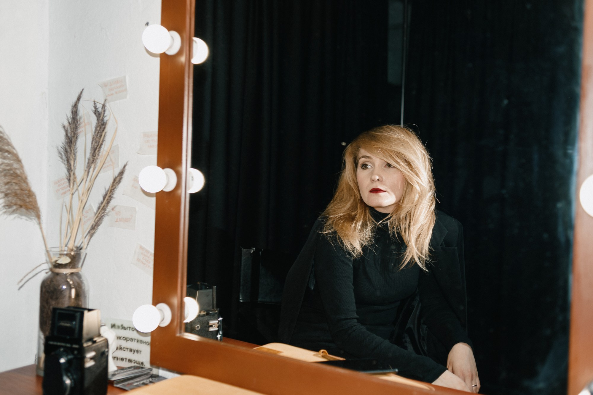 Стильный студийный фотограф в Тюмени | Авторский портрет и Нуар Дарья Мустафина. Портретный фотограф Тюмень Дарья Мустафина