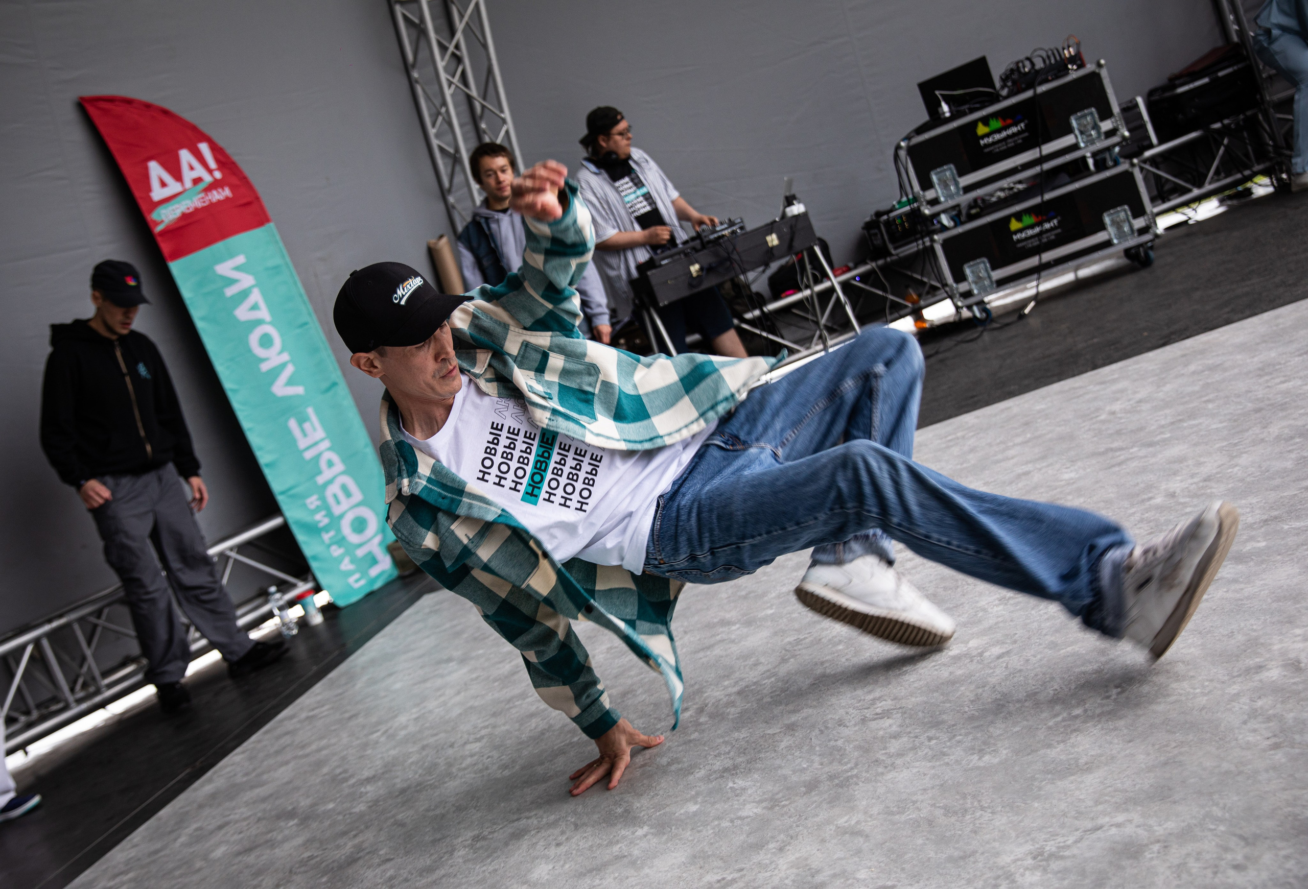 Время Новых -2025. Репортажный и свадебный фотограф в Челябинске Елисеев Павел