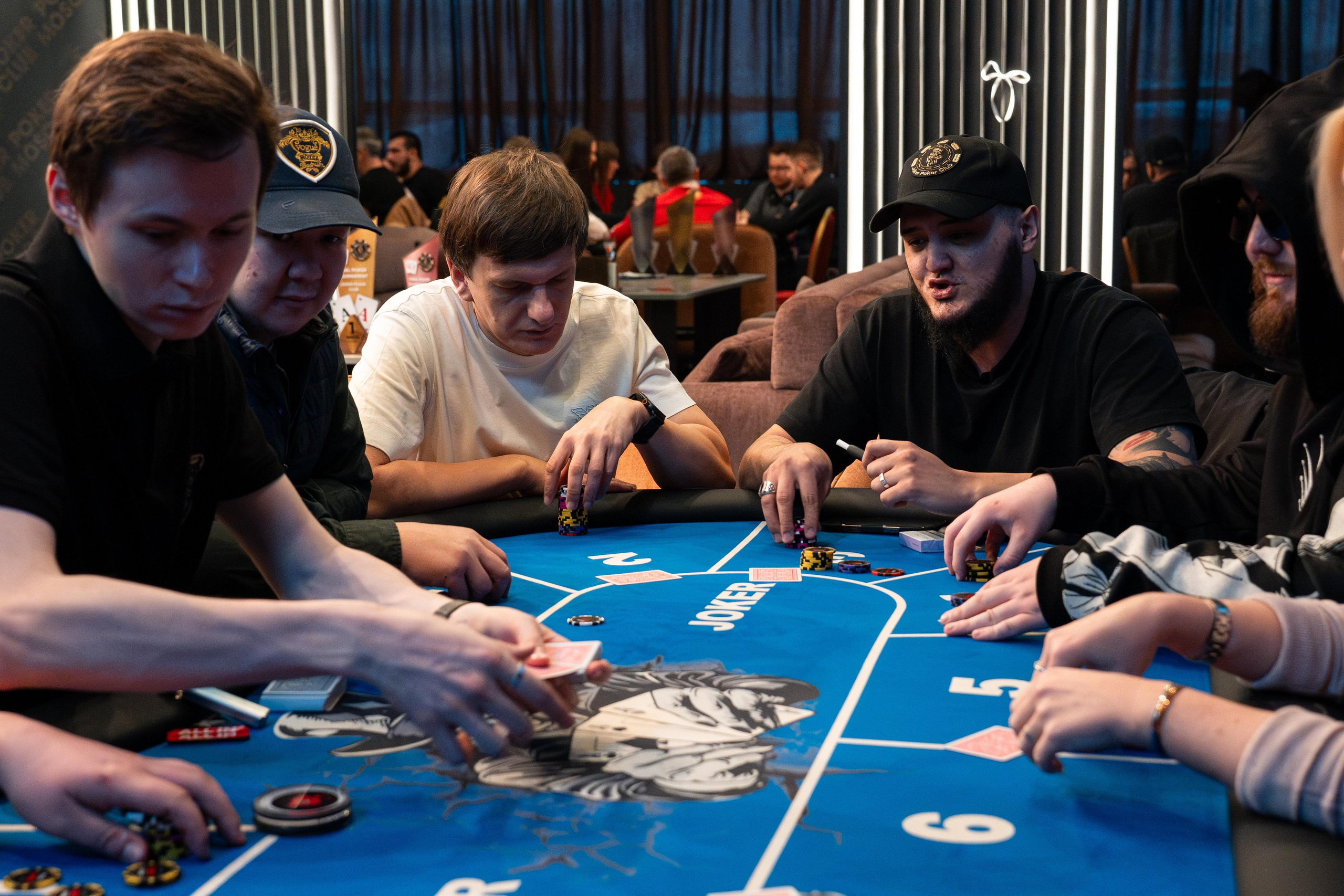 Joker Poker Club 01.03.2026. Коммерческий и художественный фотограф и видеограф в Москве Арсений Тургенев