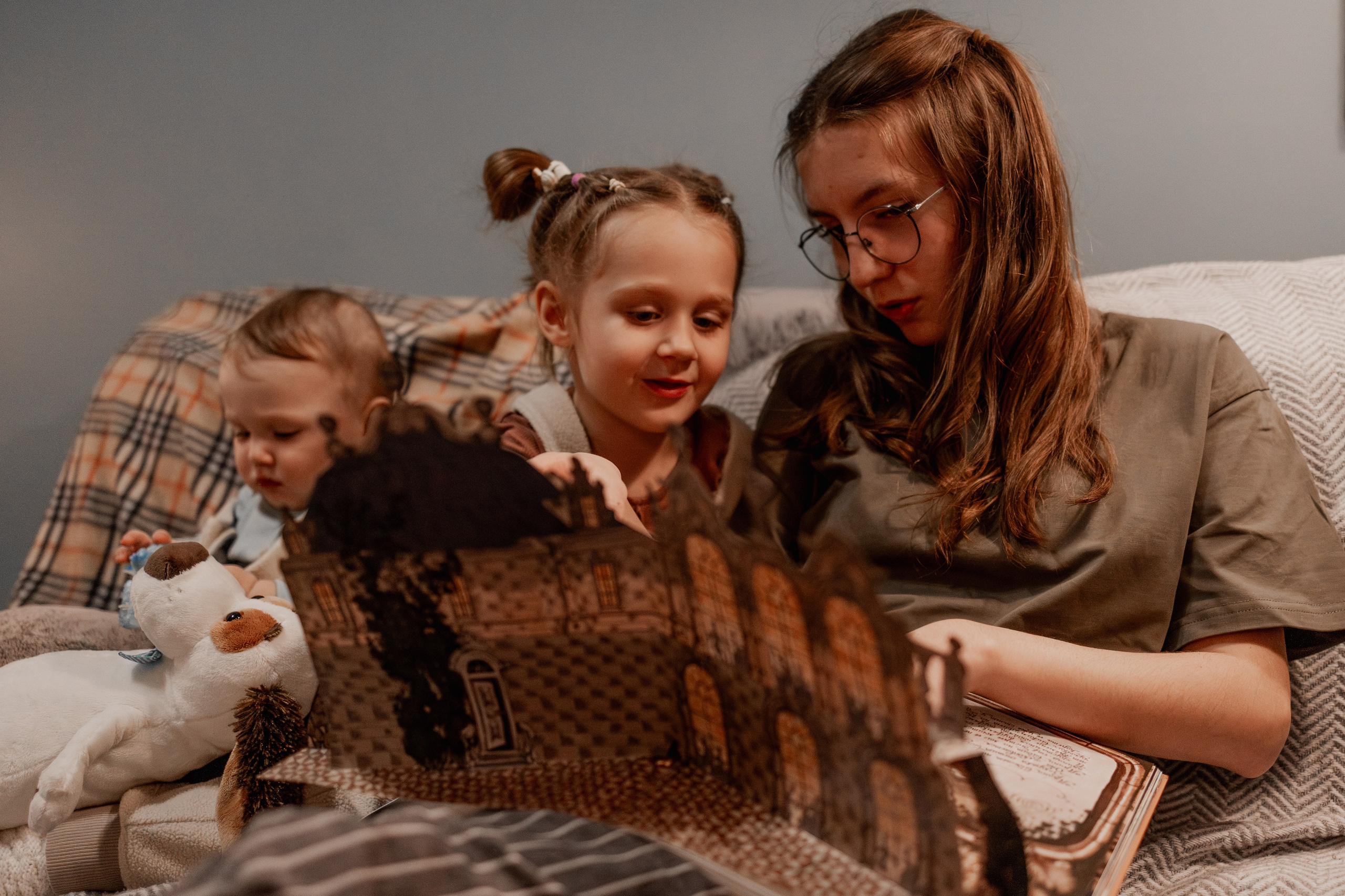 4 сестренки. Семейный фотограф Виктория Авдеева