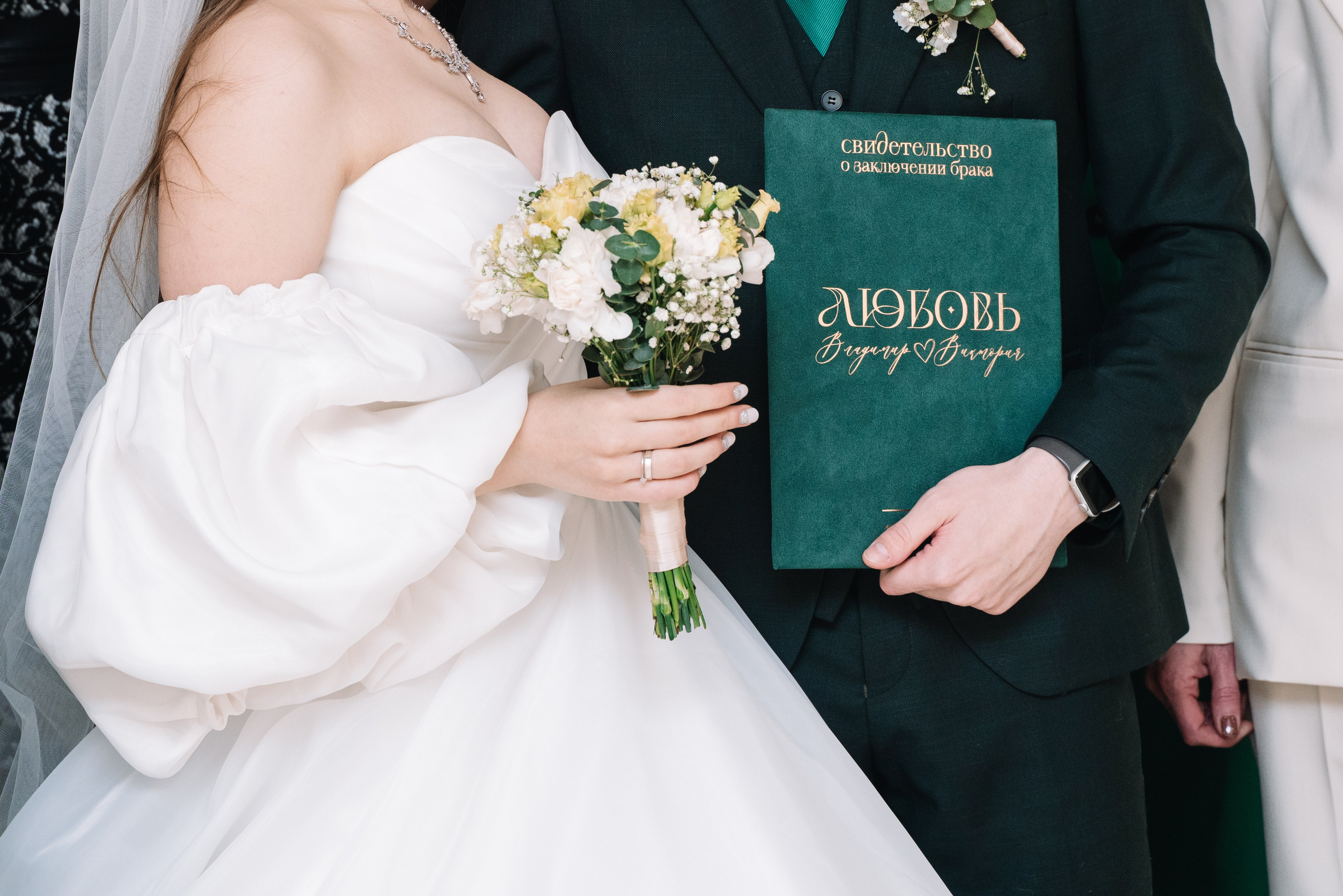 Владимир и Виктория. Дипломированный фотограф в Новосибирске. Фотографирую свадьбы, репортажи, индивидуальные фотосессии, lovestory(семейные)