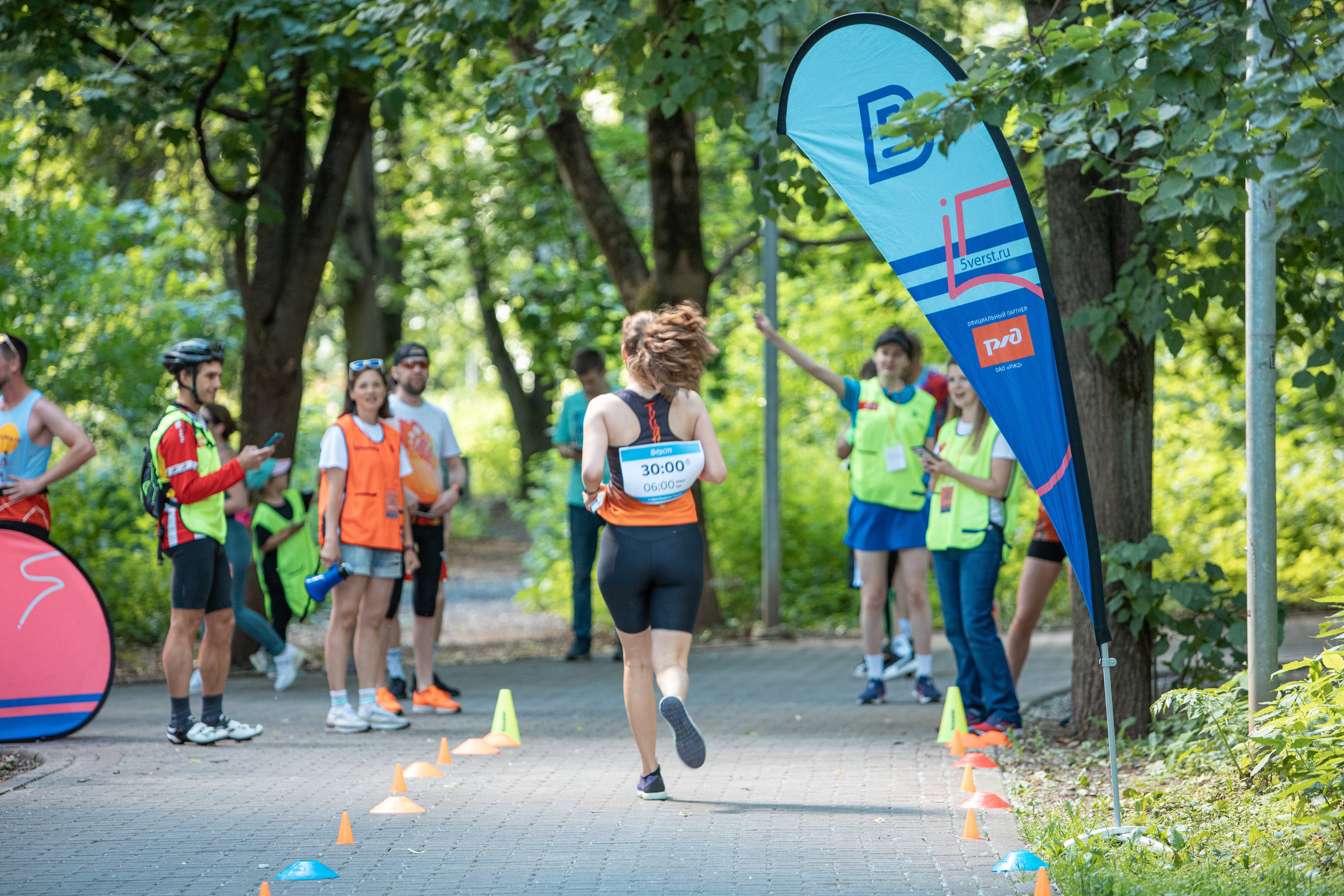109 забег 5 вёрст Северное Тушино, 22.06.24. Фотограф Сергей Ловкий