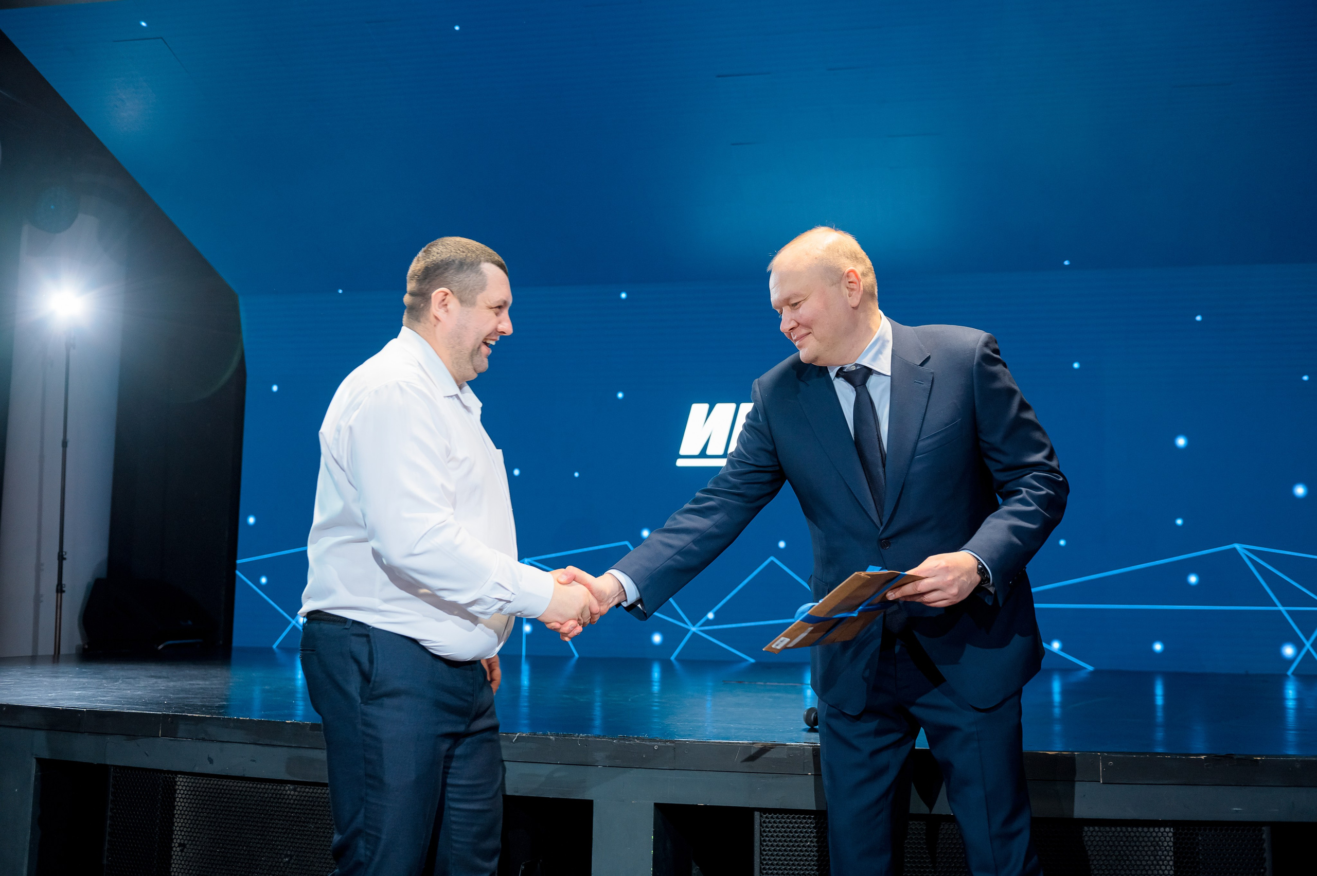 ИНСИС New Year Party. Фотограф Антон Малыхин