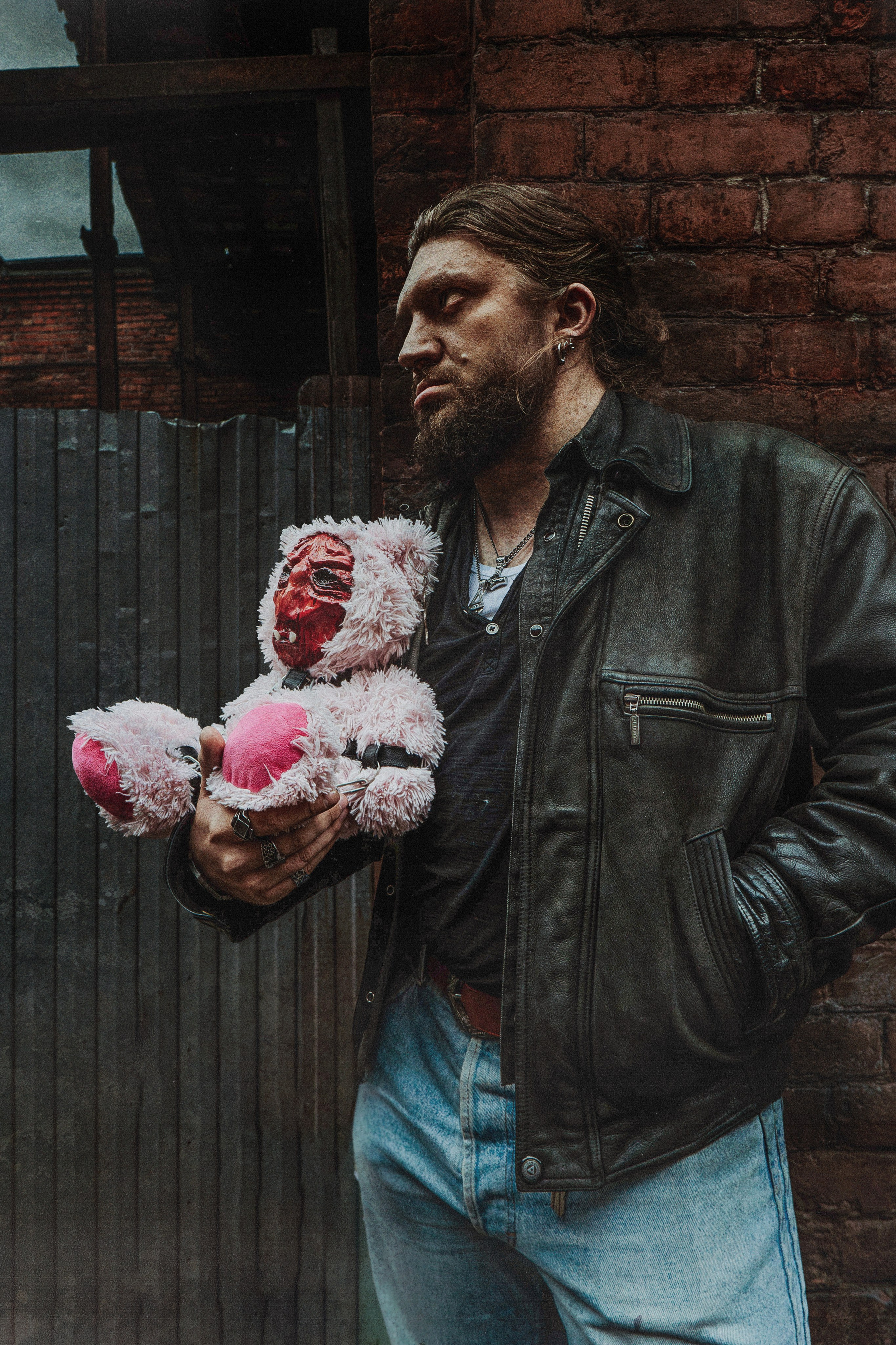 Не детские игрушки. ОЧЕНЬ ПЛОХОЙ ФОТОГРАФ