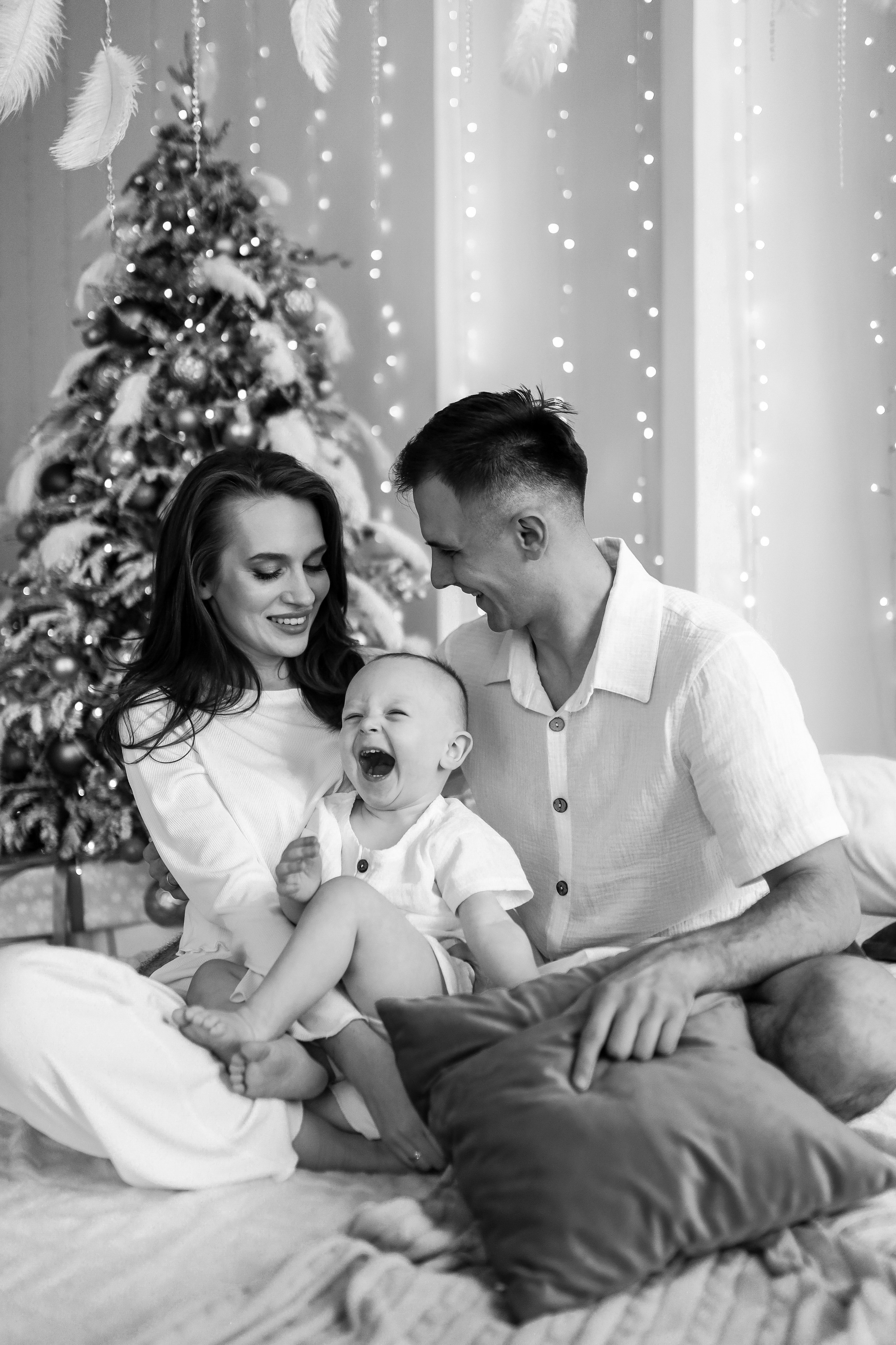 Семейная съёмка белый зал. ФОТОГРАФ ХАБАРОВСК АНАСТАСИЯ РАЧЕНКОВА