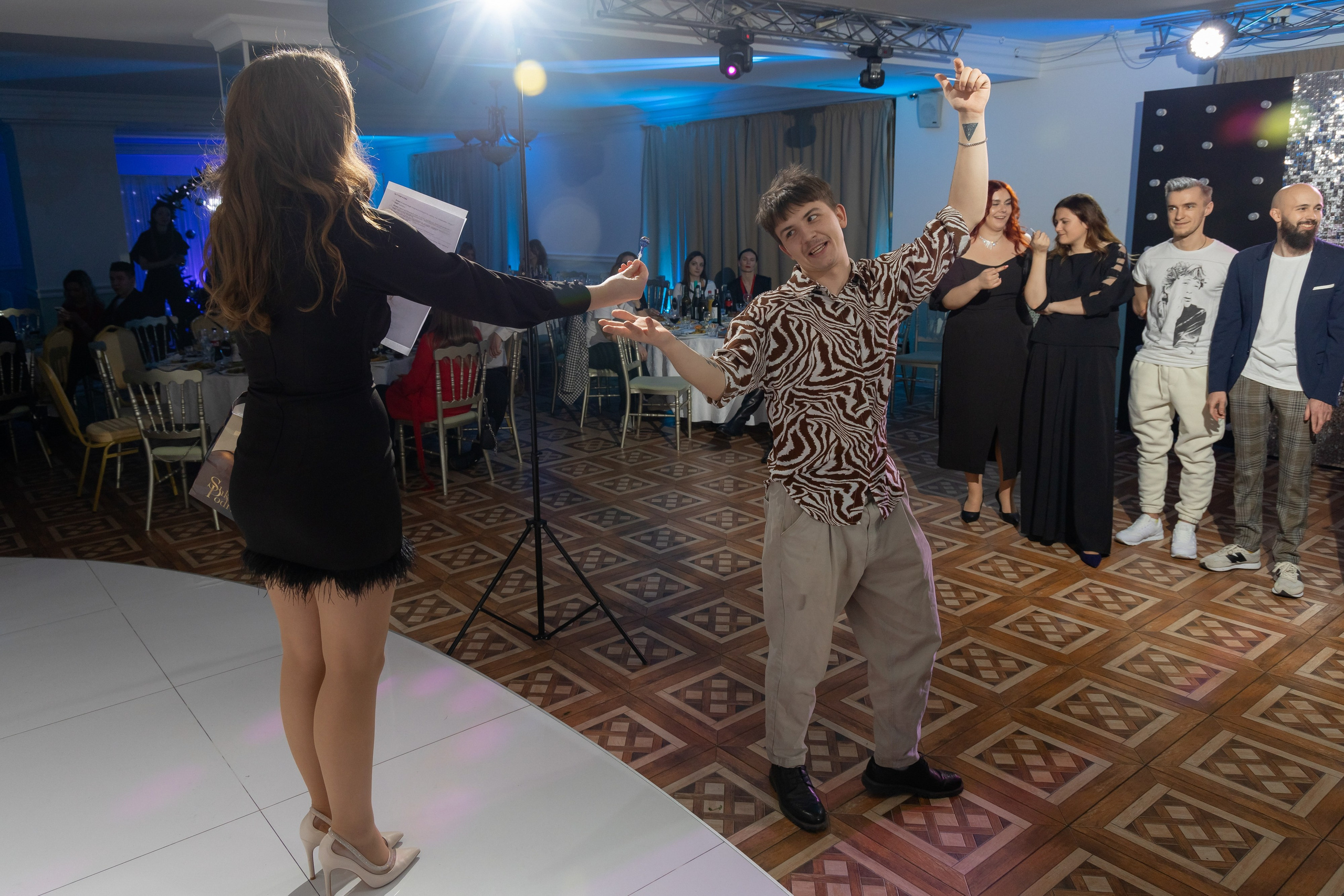 Корпоративная фотосъемка для кафе GARAGE | Новый год 2025 | Минск. Свадебный фотограф в Минске/Беларуси Сергей Спиридонов