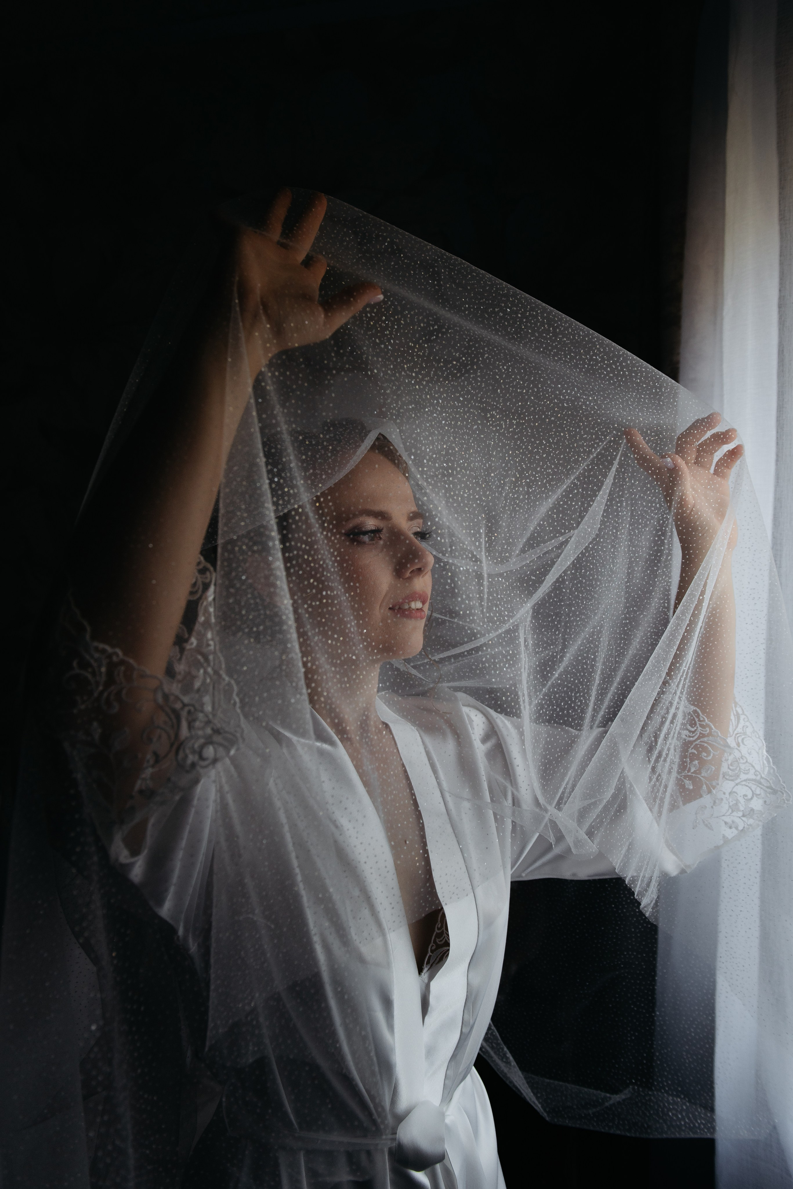 невеста в белье, подвязка 