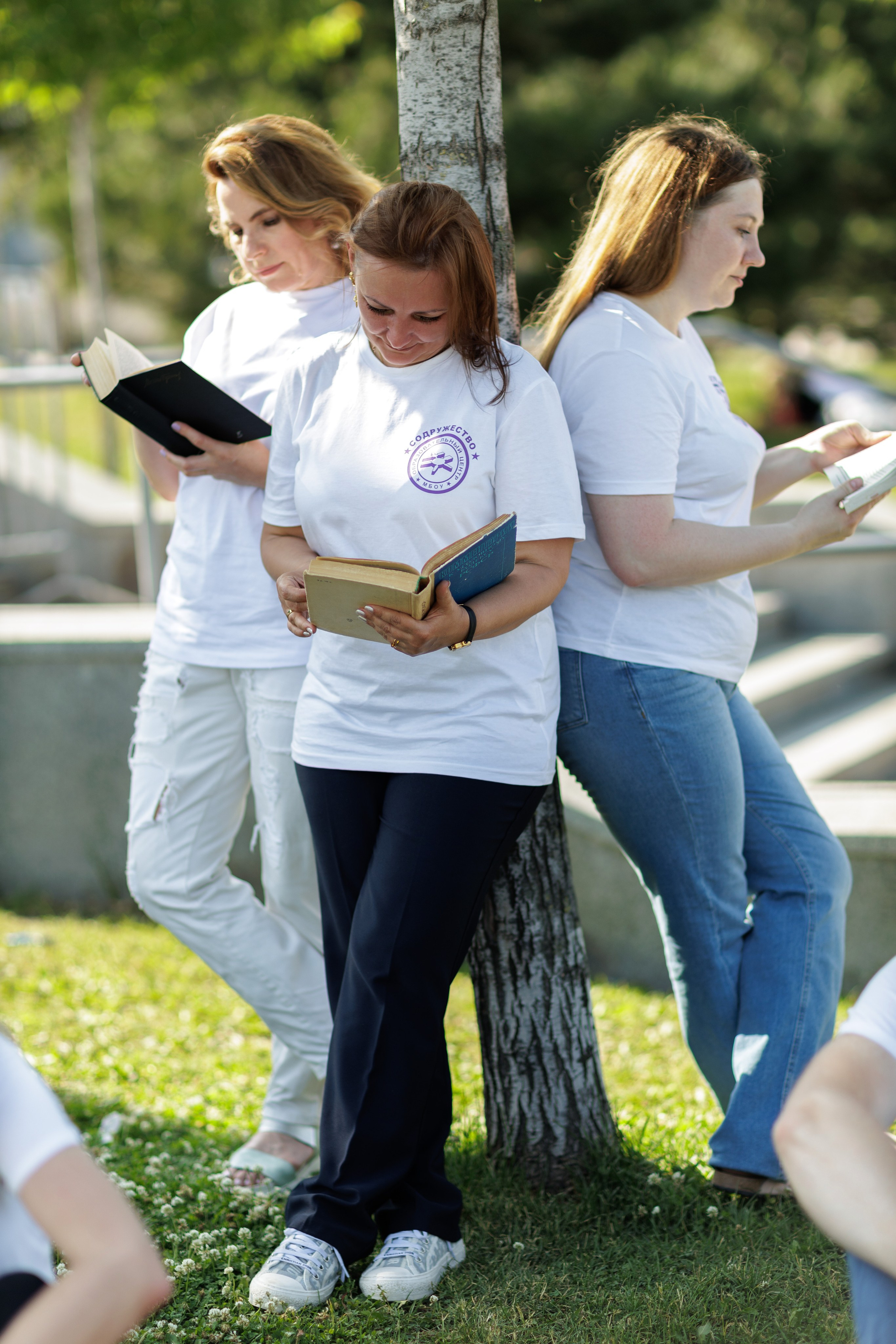 Репортажные фото съёмки клипа от родителей выпускникам. Свадебный фотограф в Воронеже Александр Работкин