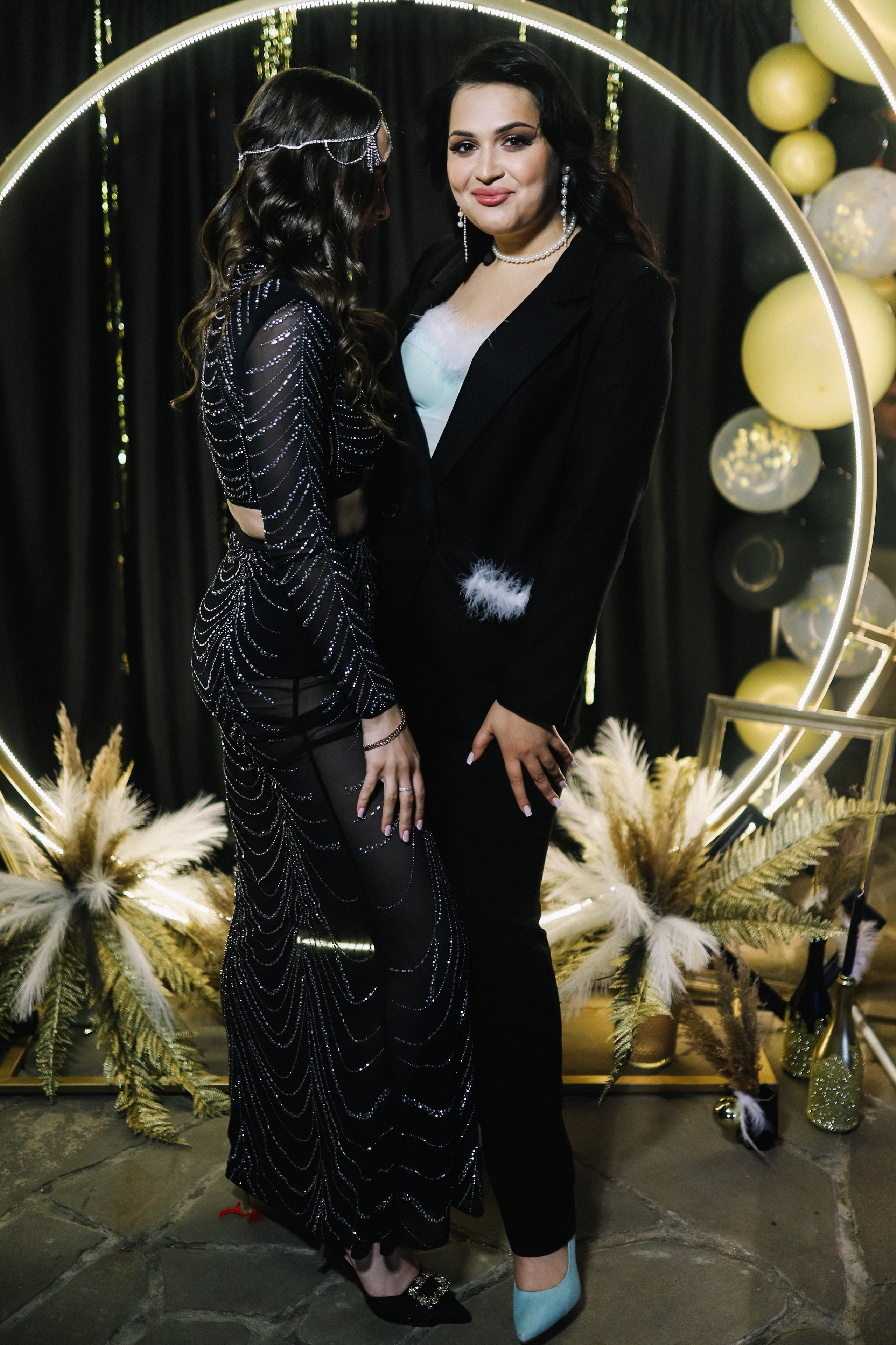 25.Диана и гости