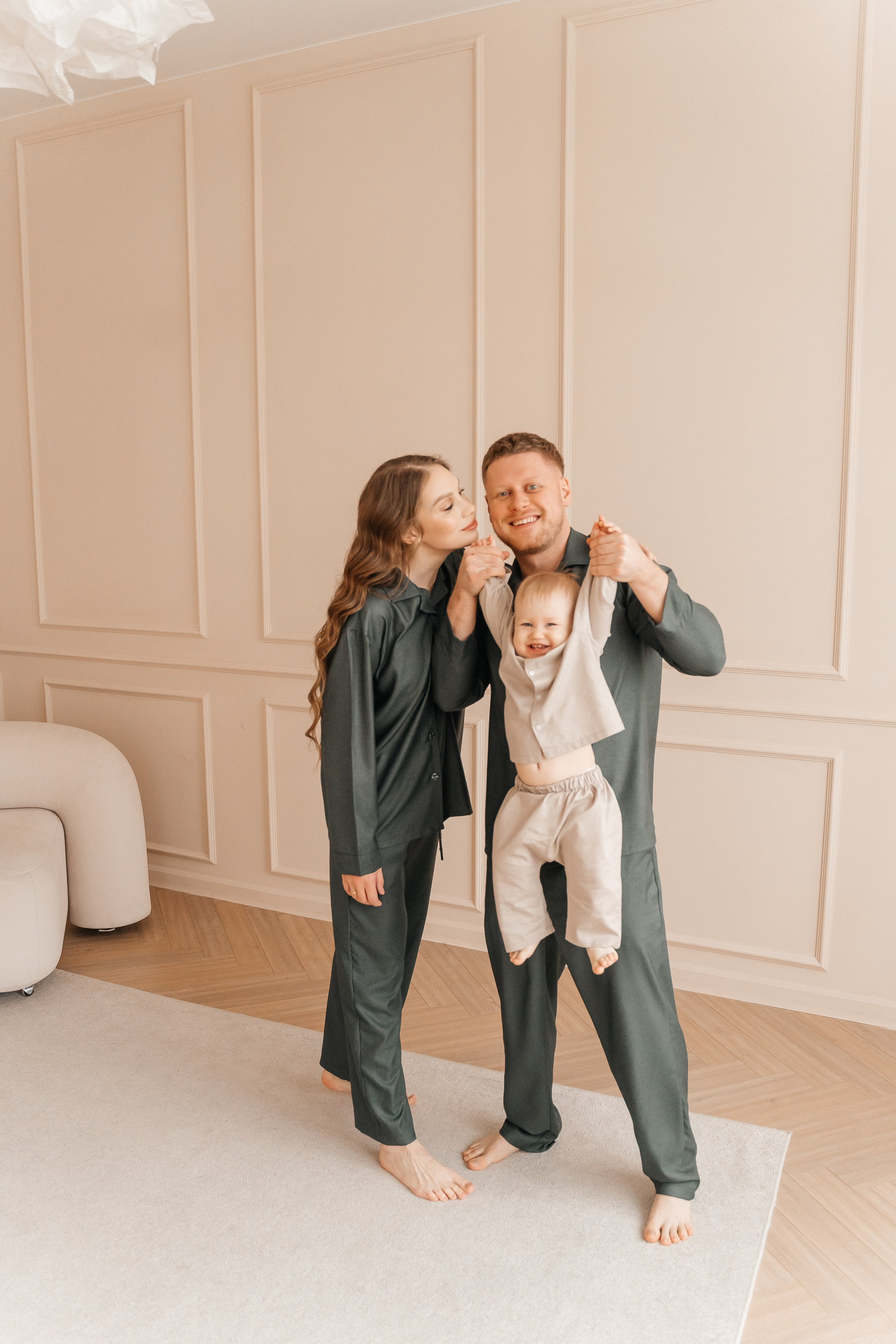 Илья, Таня и Мирон. Волик Мария