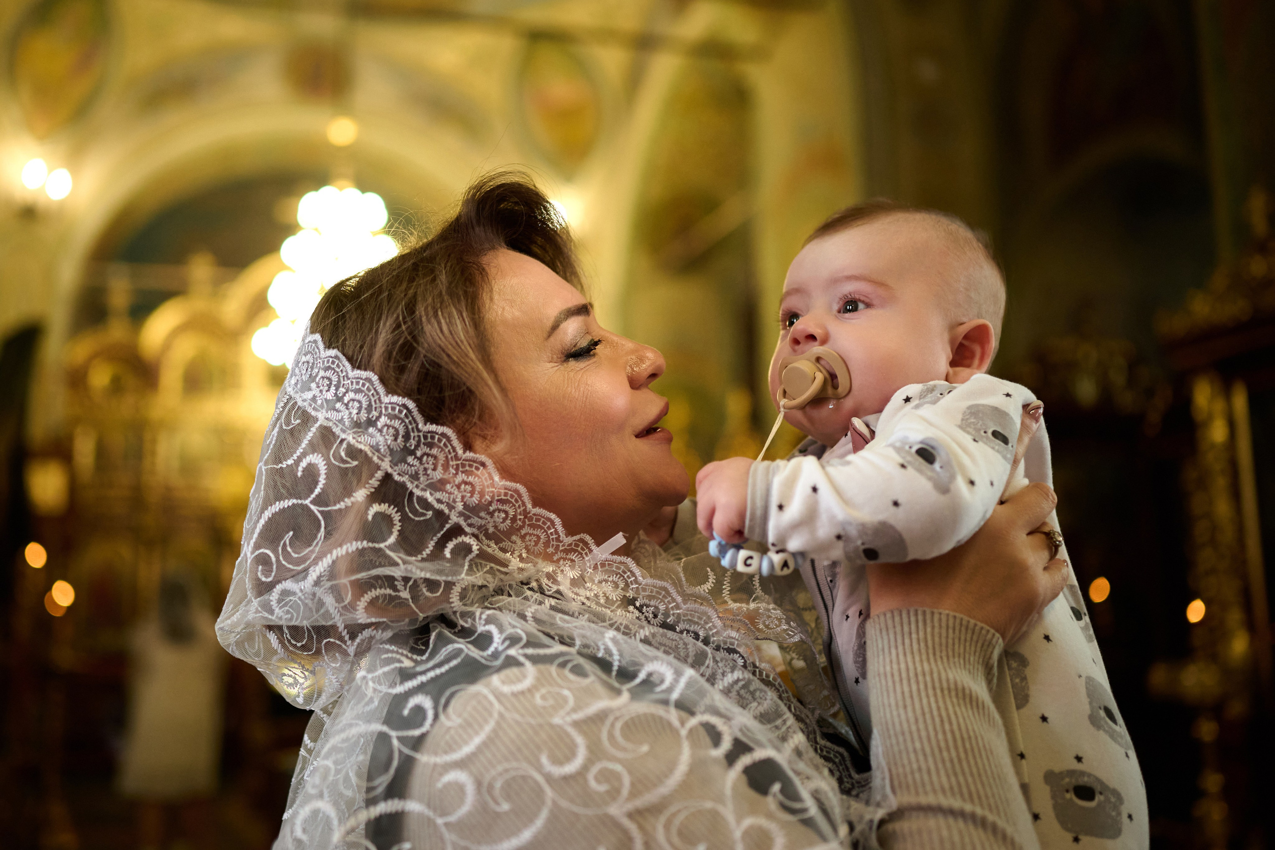 Фотосъемка крещения Саши. Профессиональный фотограф Старый Оскол, Губкин — свадьба, венчание, крещение, юбилей и день рождения