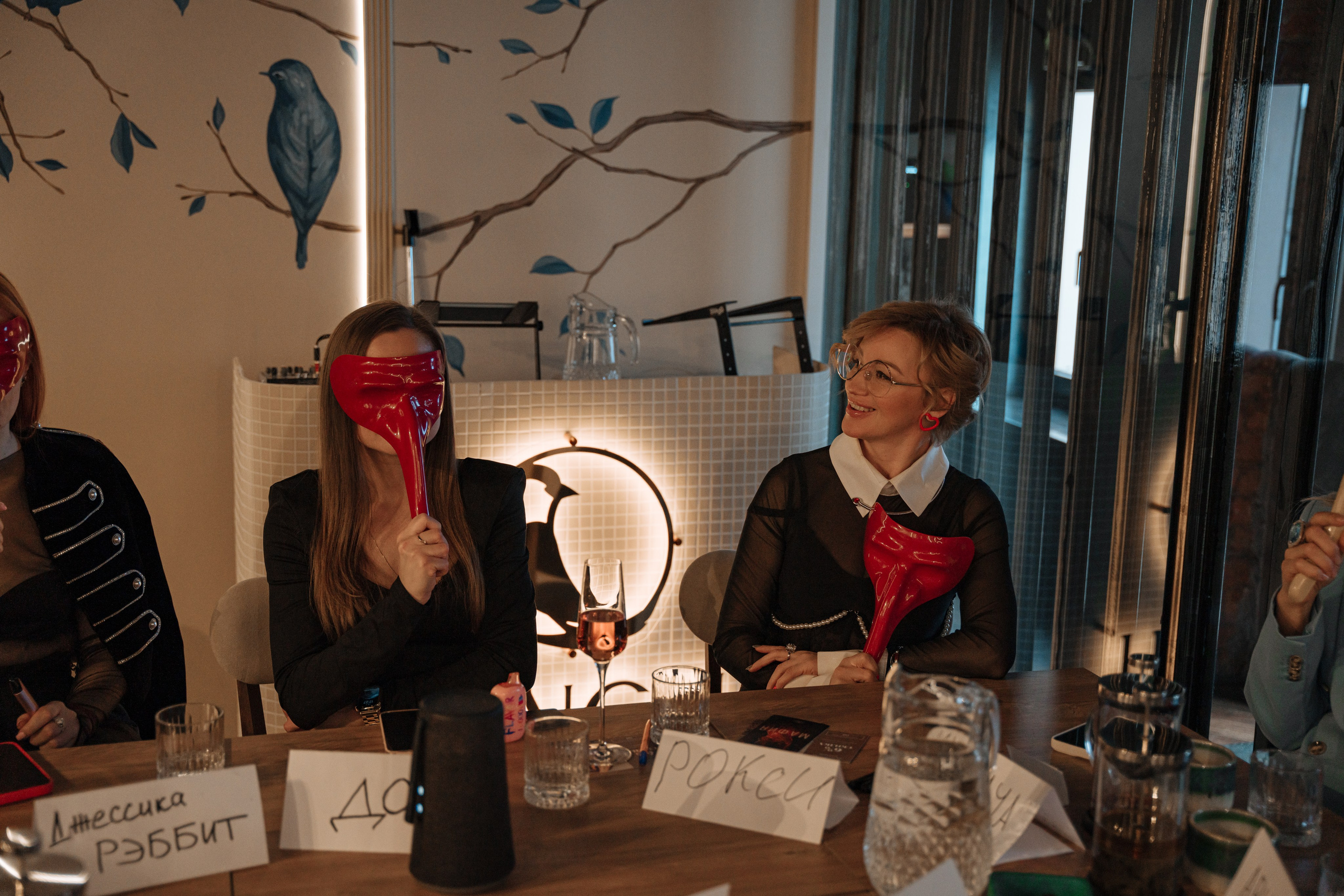 Мафия. Бар FINCH. ЖЕНСКИЙ КЛУБ LAXMI. Портретный фотограф в Санкт-Петербурге Дмитриева Наталия