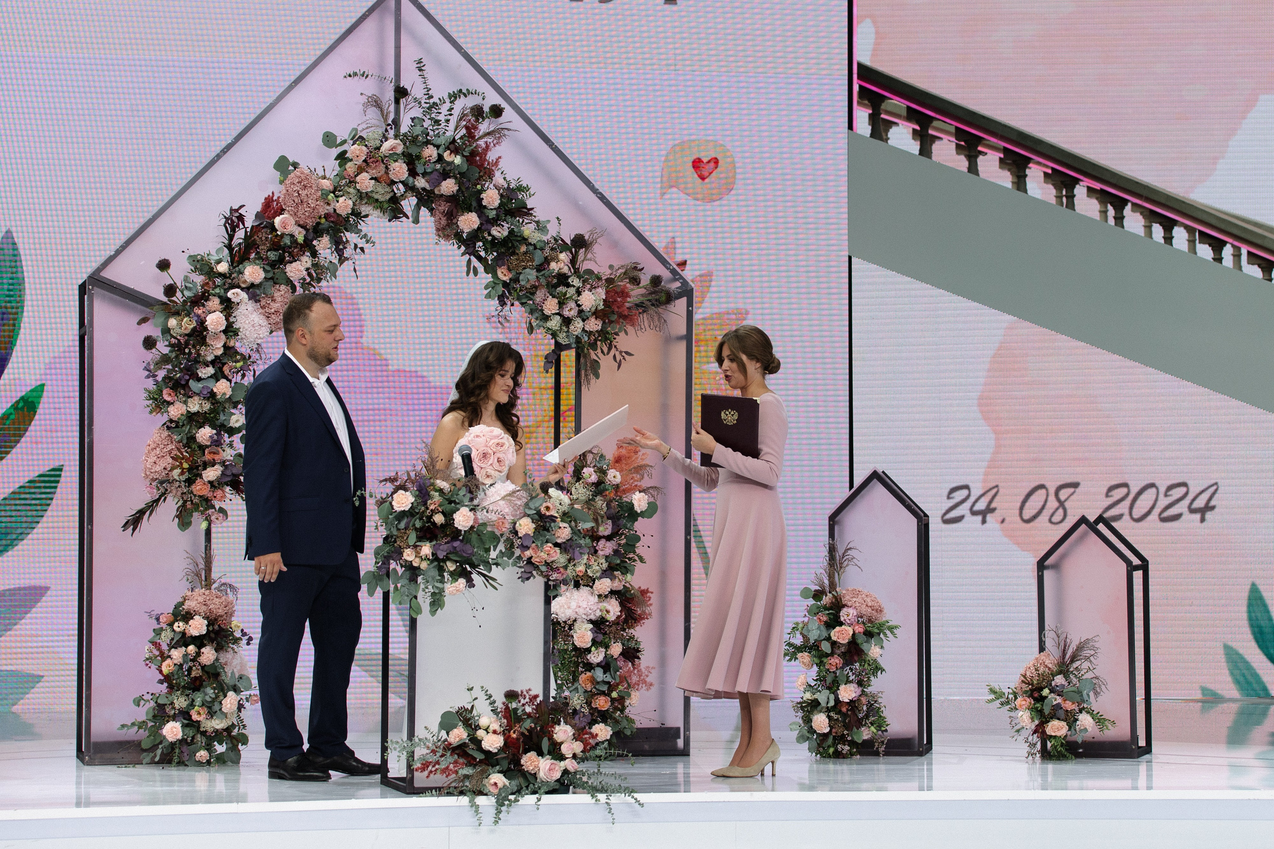 Регистрация в Гостином дворе, ужин в ресторане Библиотека в Переделкино. Свадебный фотограф в Москве Мария Крош