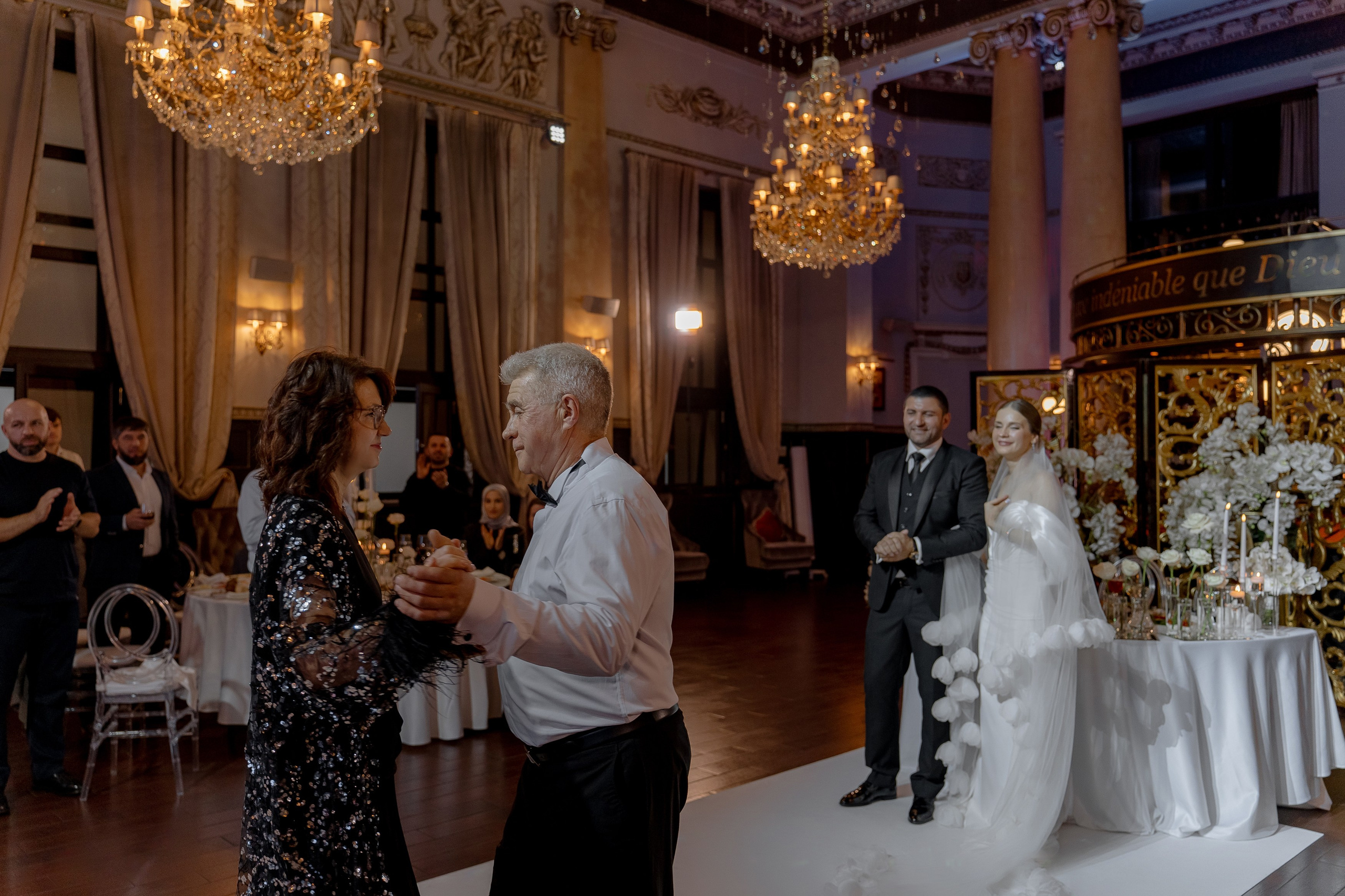 Trezzini Palace. Свадебный фотограф Москва