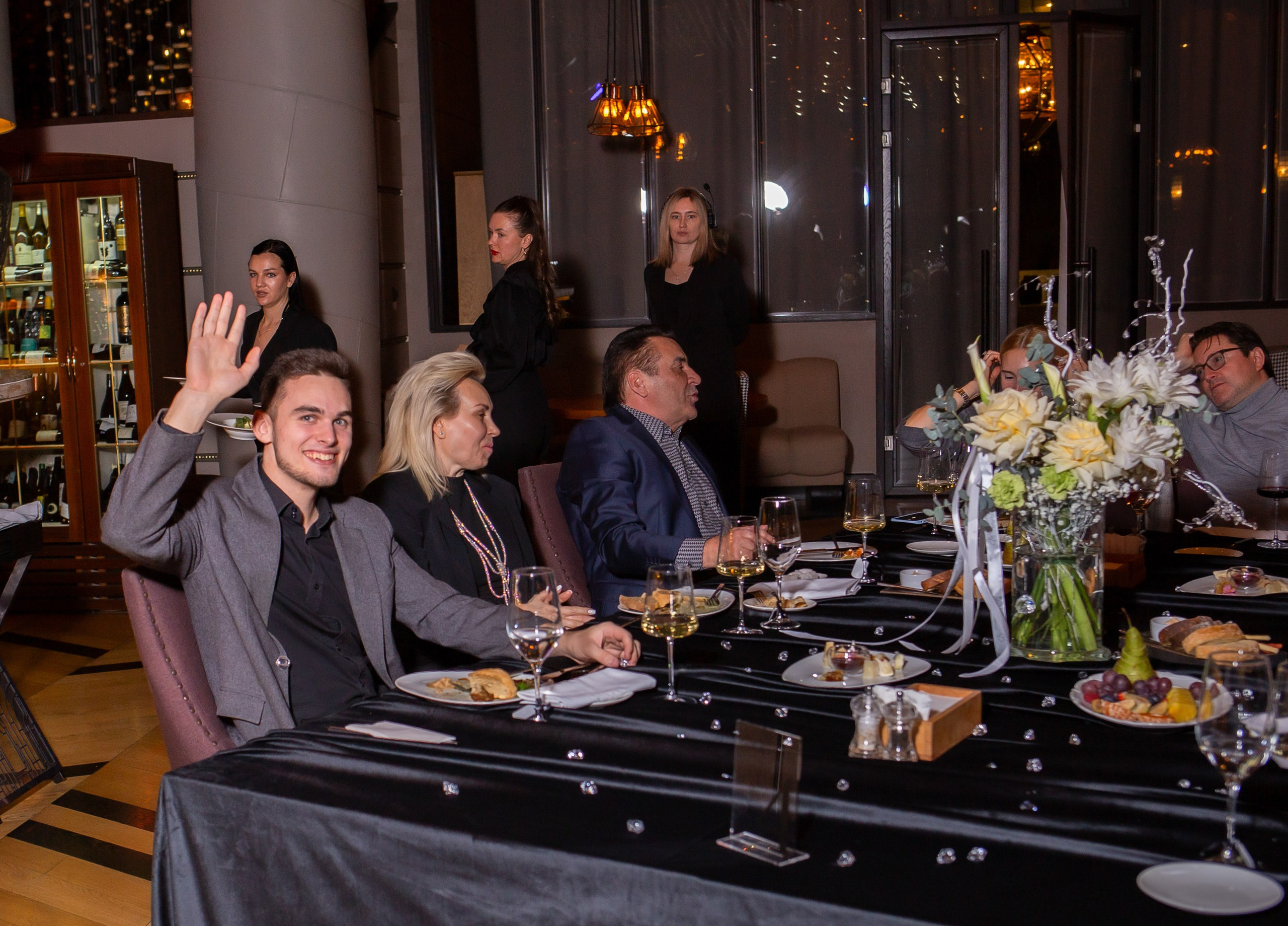 Корпоративный фотограф в Сочи и Сириусе — Премиум репортаж и тимбилдинги. Фотограф Сочи Адлер. Солькаева Анастасия