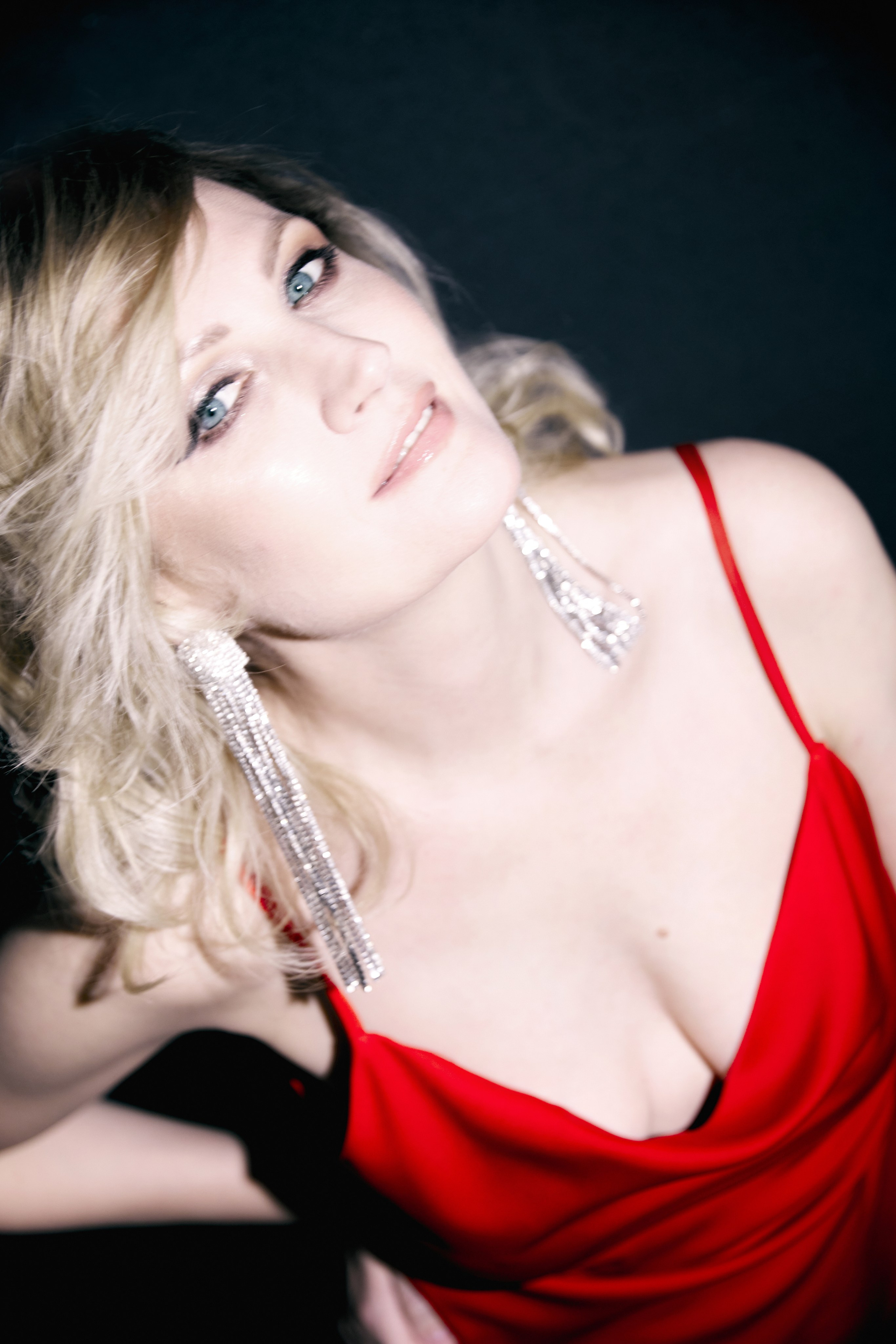 ELENA. Yulia Otroschenko