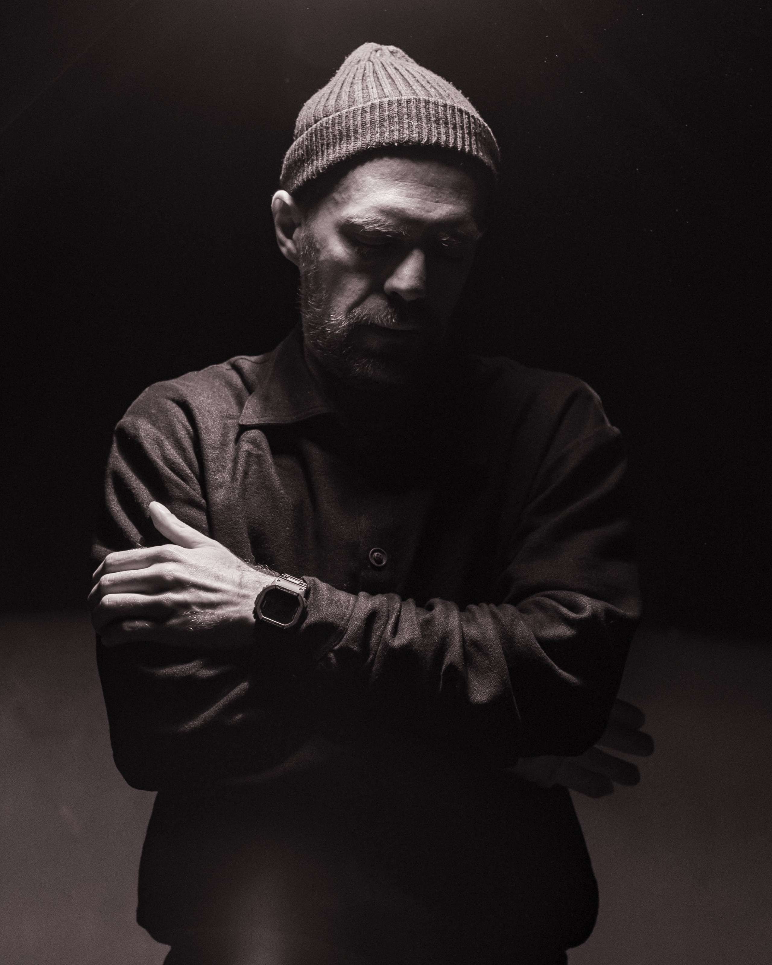 Спектакль «АЛЯСКА». Игорь Березин — фотограф в Москве. Мужские портреты и коммерческая съёмка