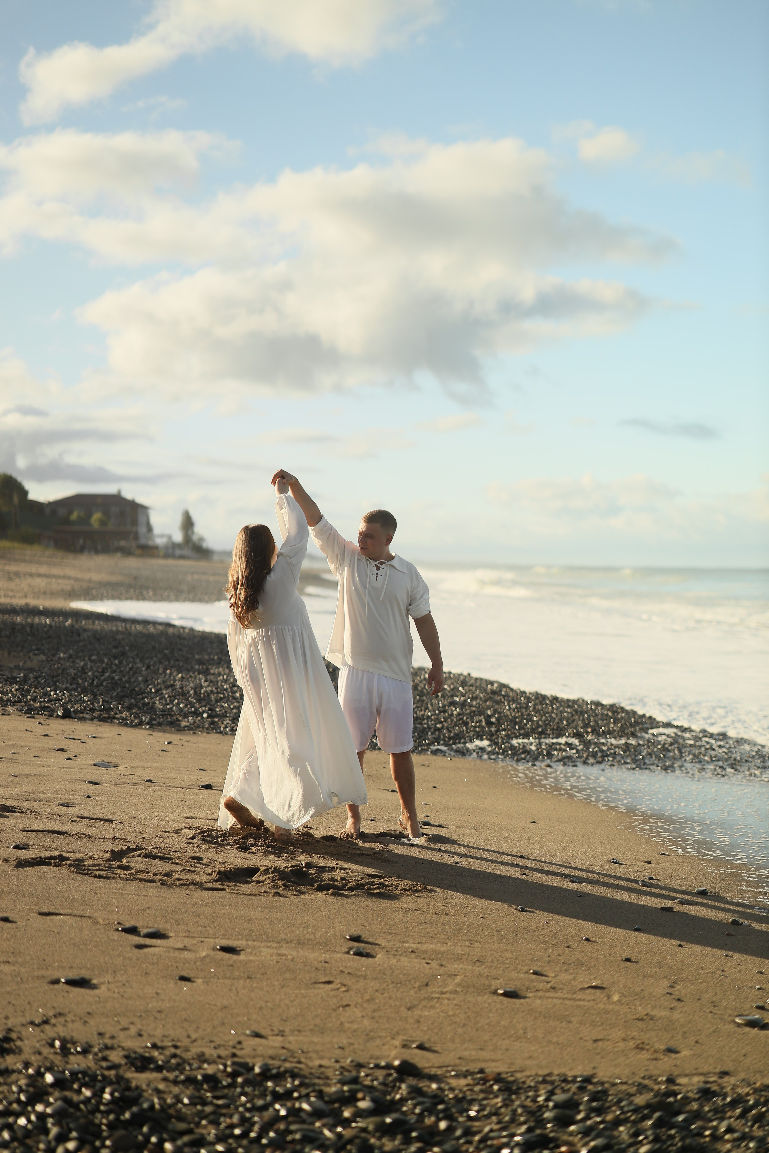 Семейная фотосессия на пляже в Сухуме. Свадебный и семейный фотограф в Абхазии Жанна Соснина