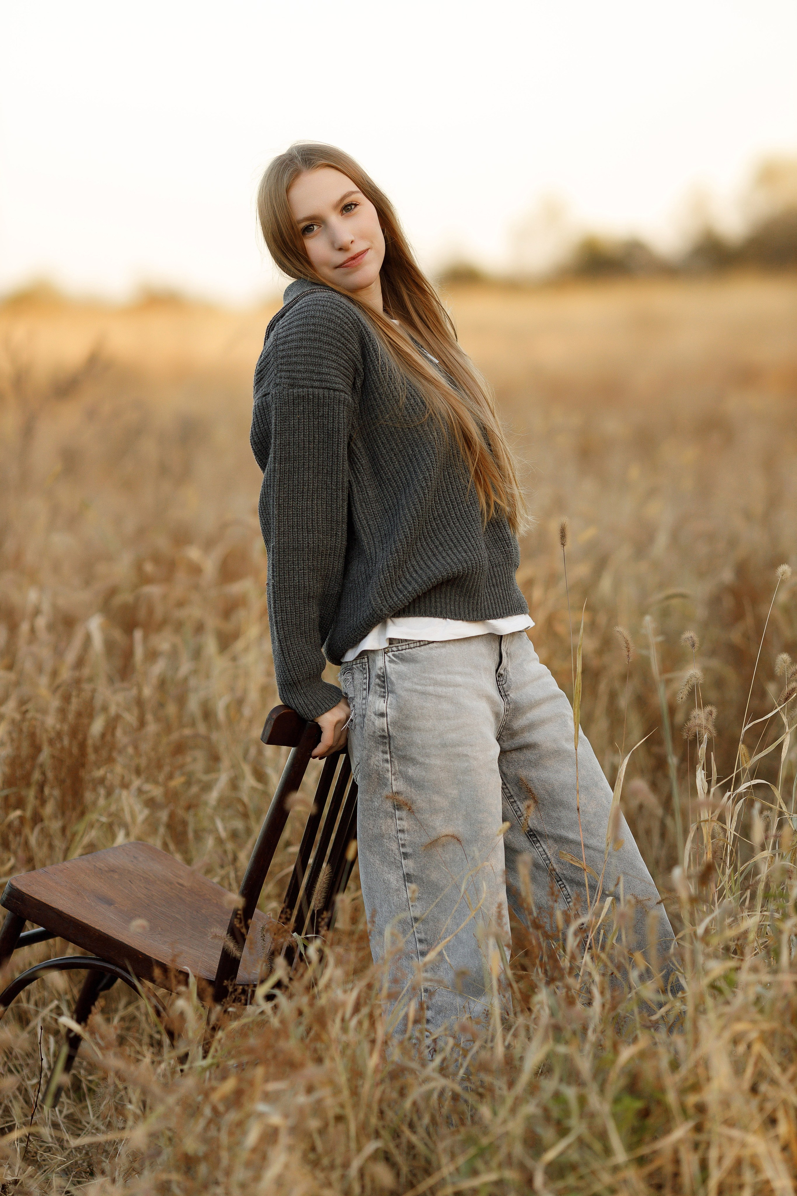 Осень 11 класс (съемка в поле). Photoalbum-vl.ru