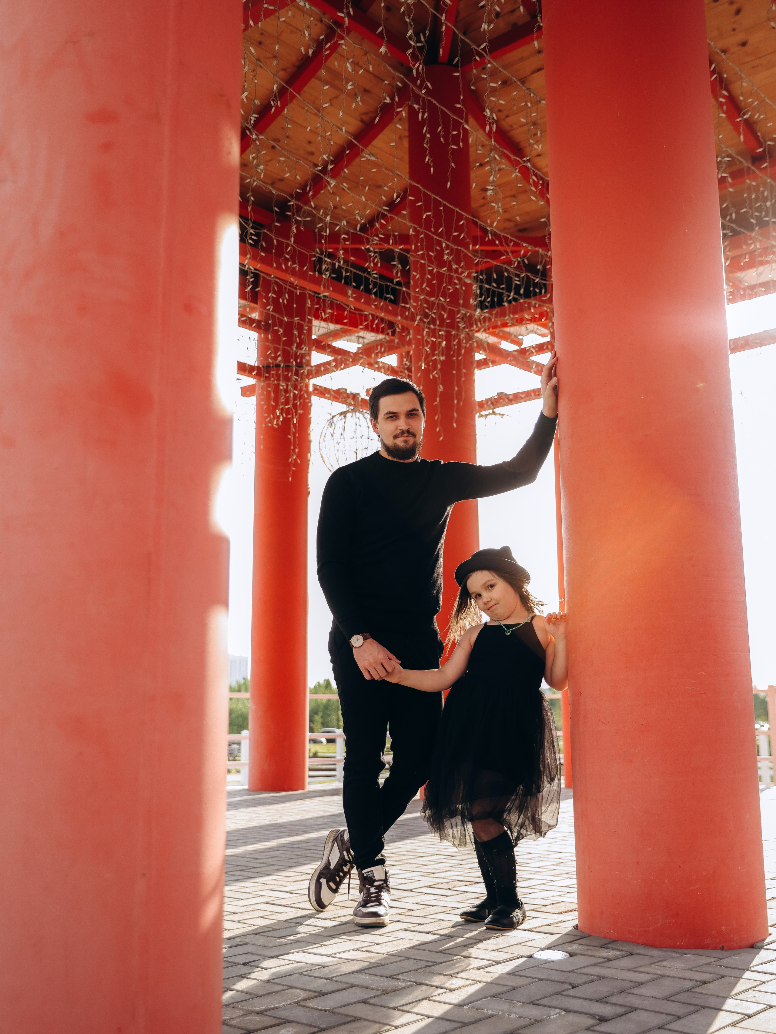 Семья в черном. Мультифотограф Динара Ахмедзянова