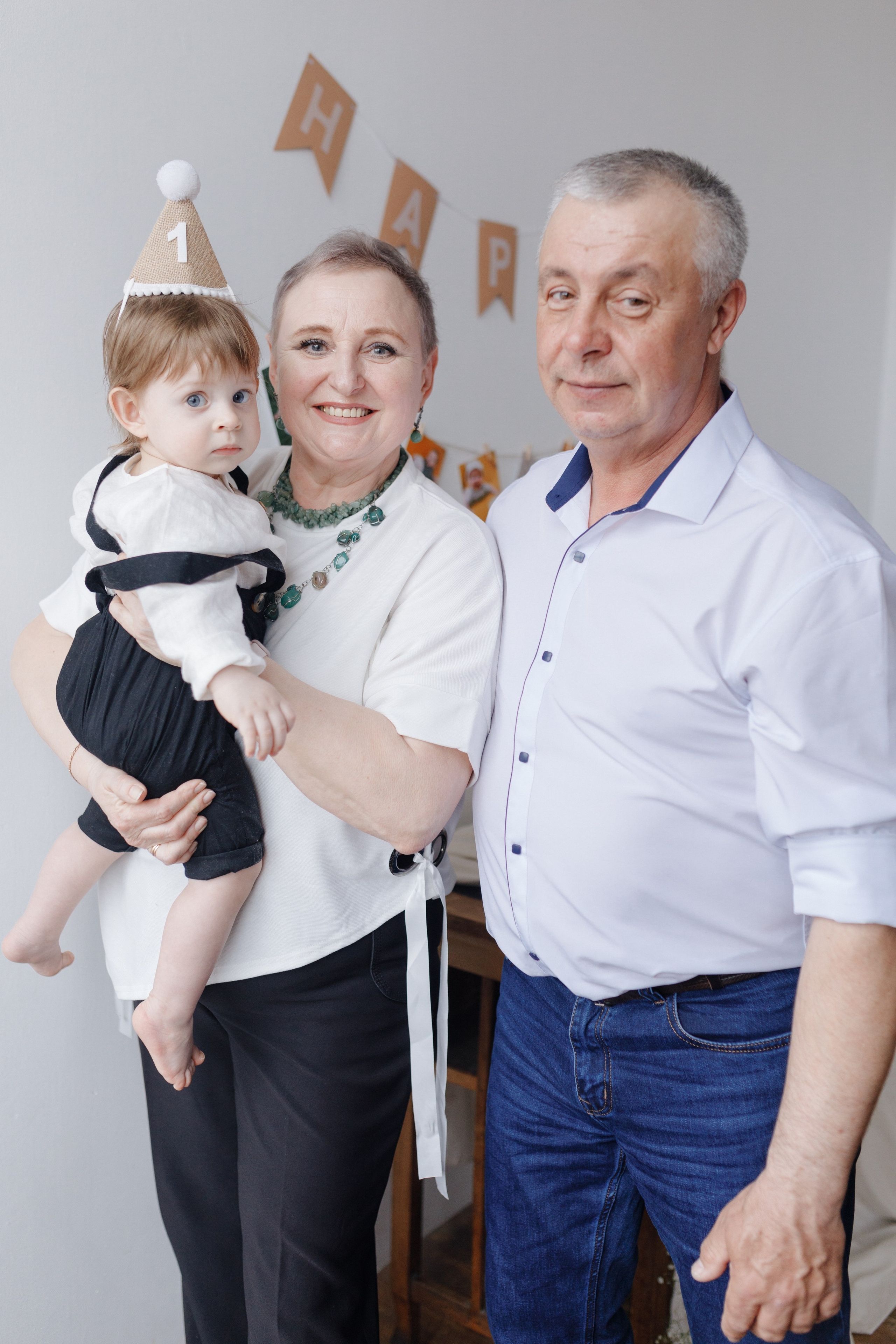 Арсению Годик. Главная