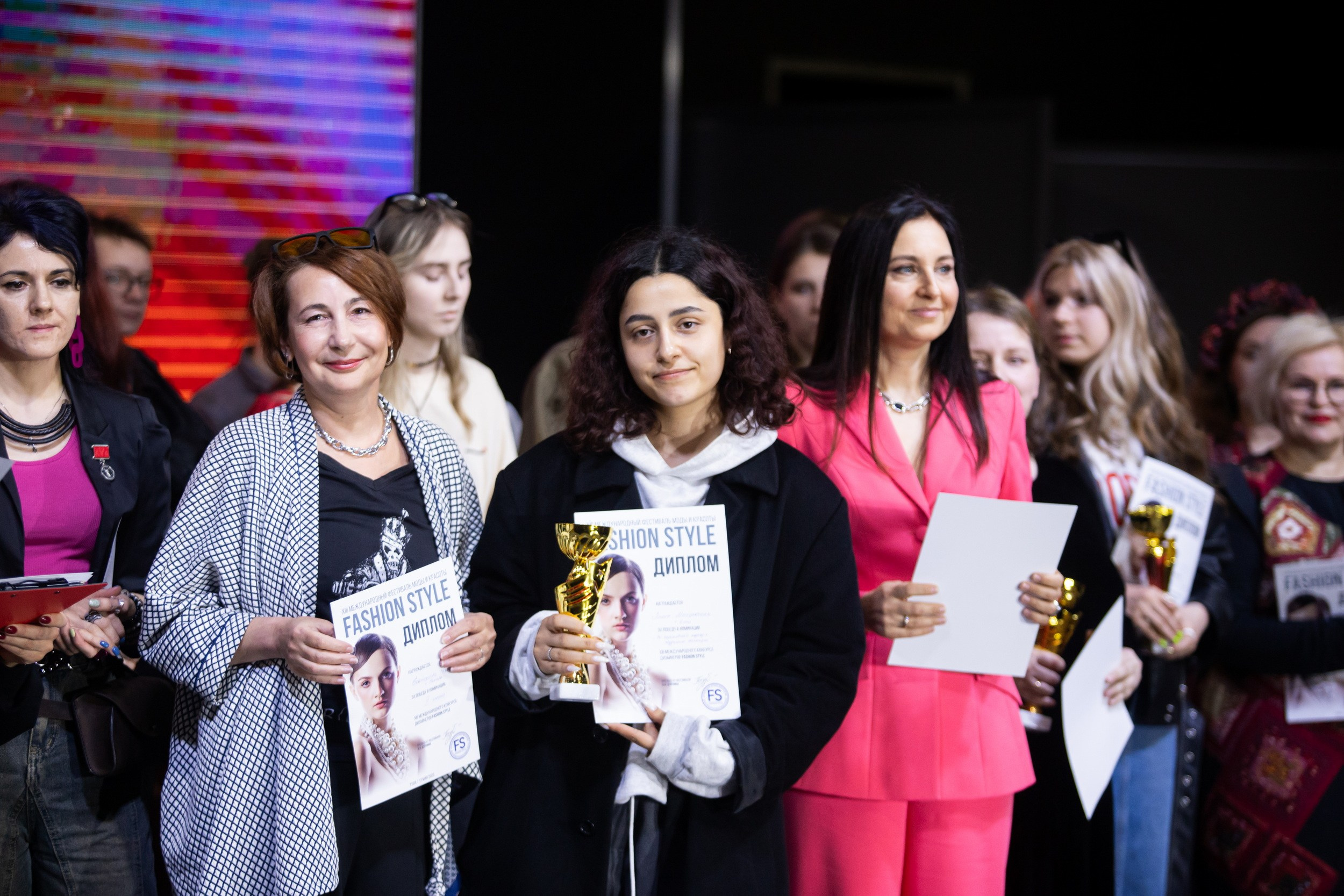 Фестиваль моды и красоты Fashion Style (17 мая 2025). Репортажный фотограф Алексей Пирязев