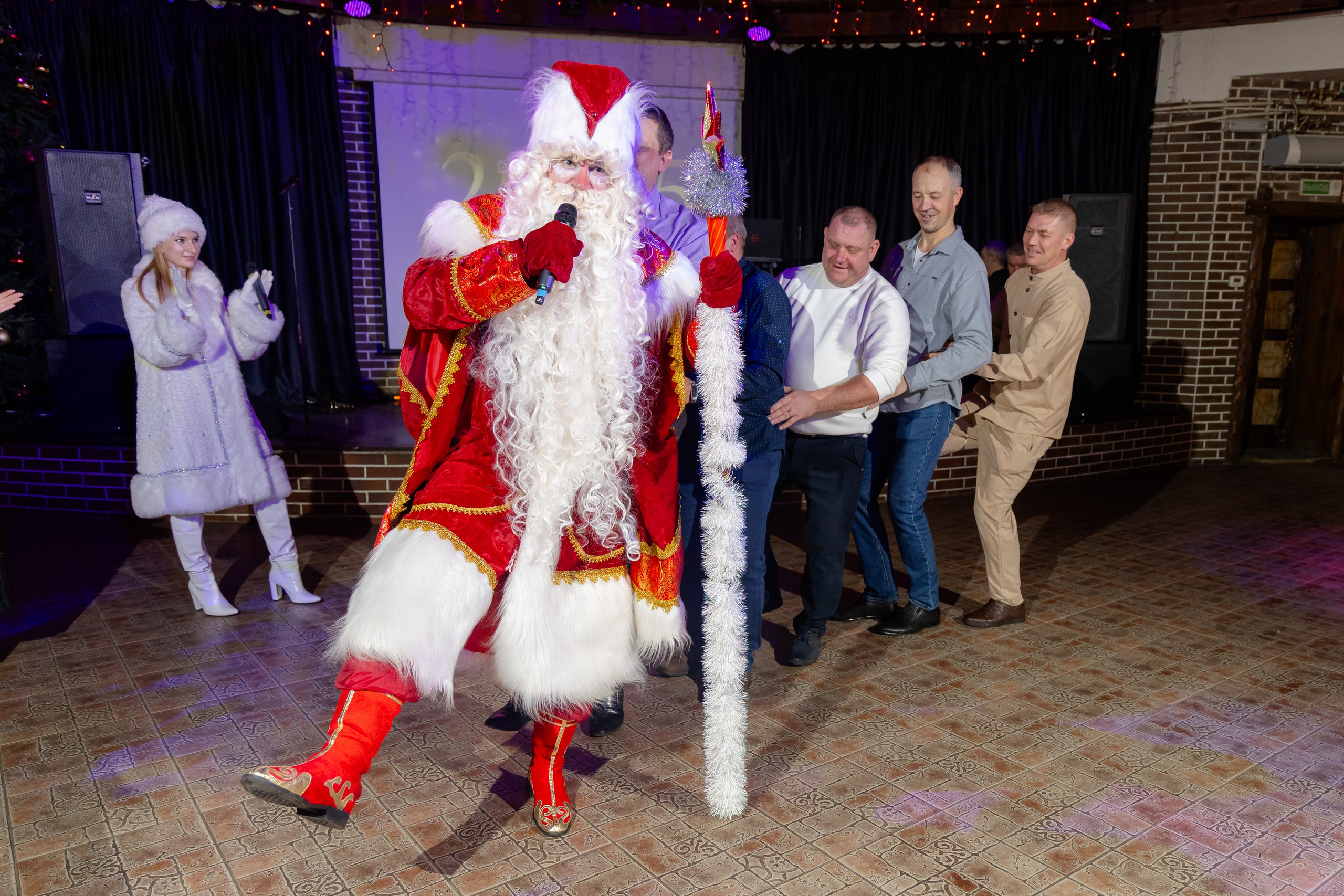 Корпоративная новогодняя съемка для логистической компании ИТА. Свадебный фотограф в Минске/Беларуси Сергей Спиридонов